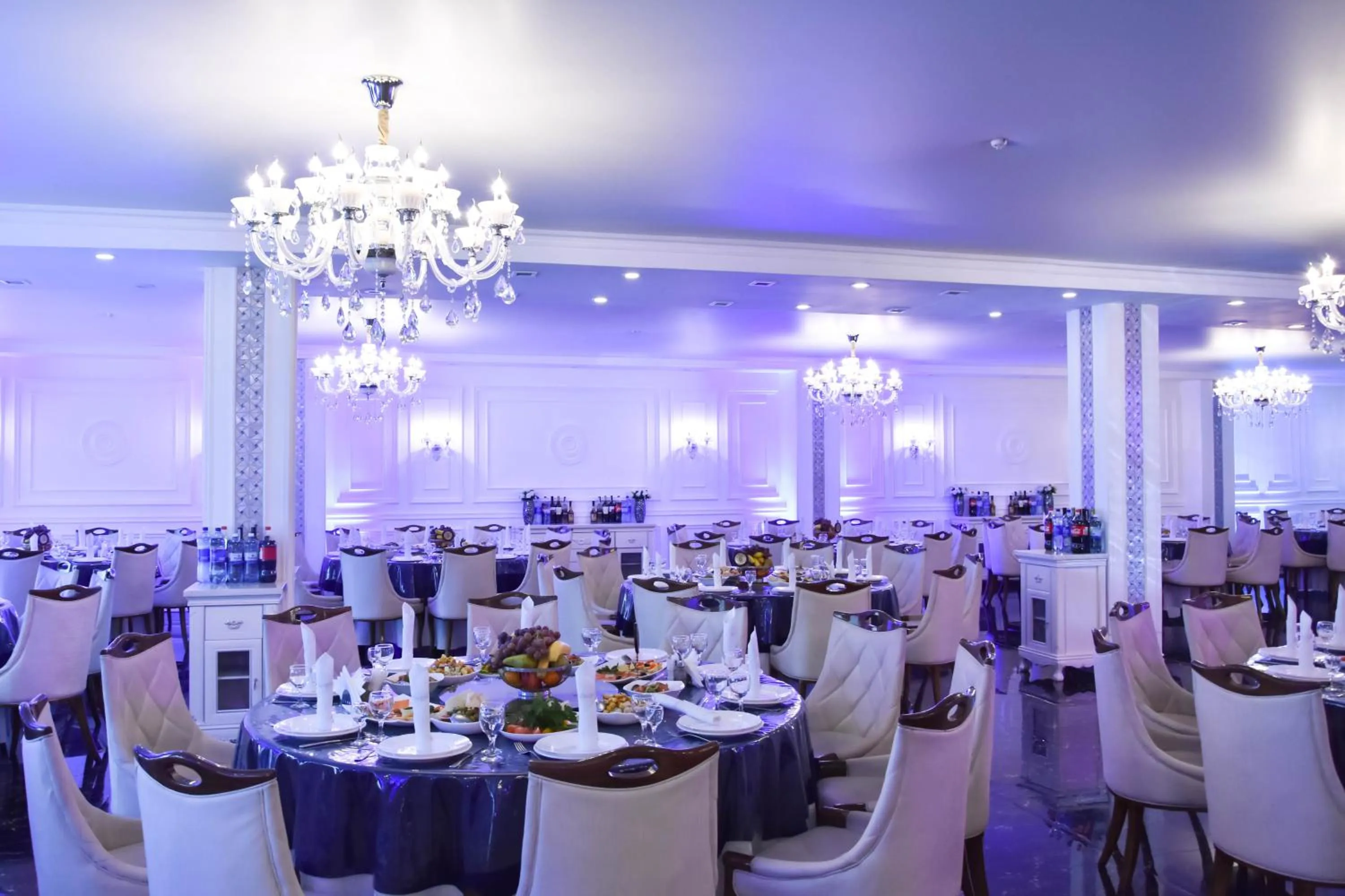 Restaurant/places to eat in Dostyq Kokshetau