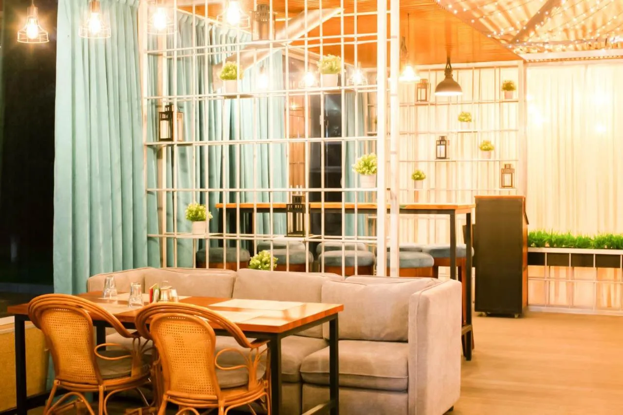 Restaurant/places to eat in Dostyq Kokshetau