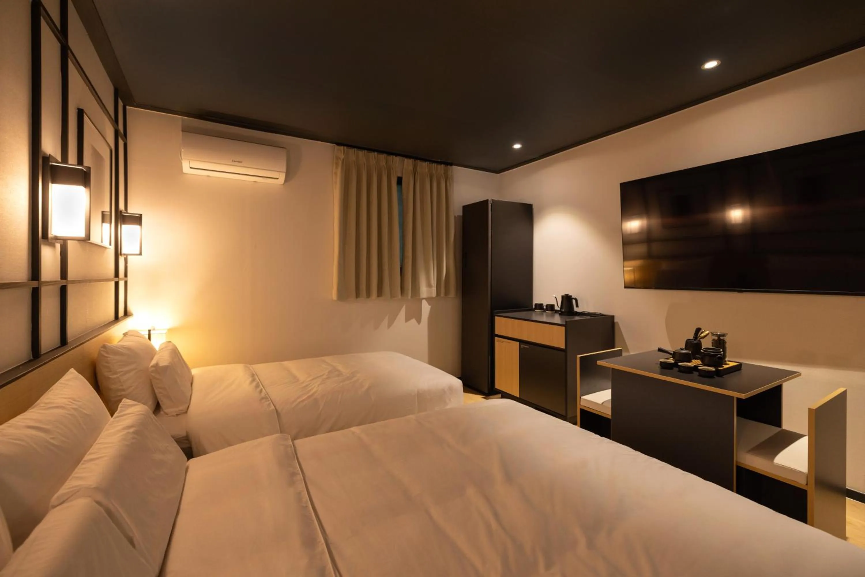 Bed in Mitasuya Ryokan Hotel Incheon by Aank