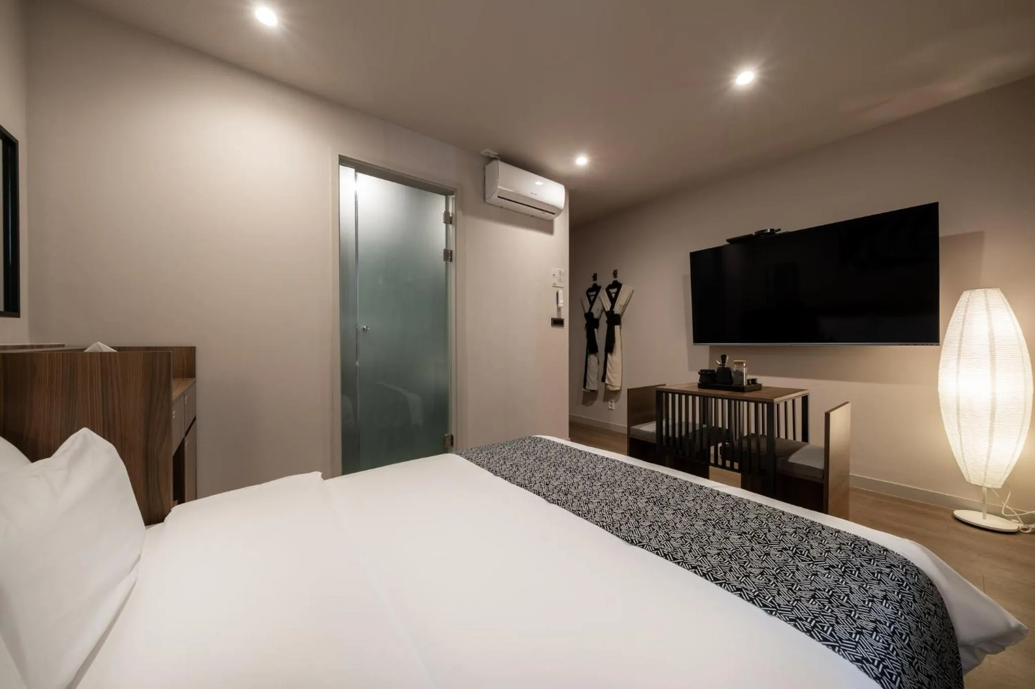 Bed in Aank Ryokan Hotel Paju