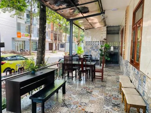 Patio in Sunny 1 Hometel Vinh Long