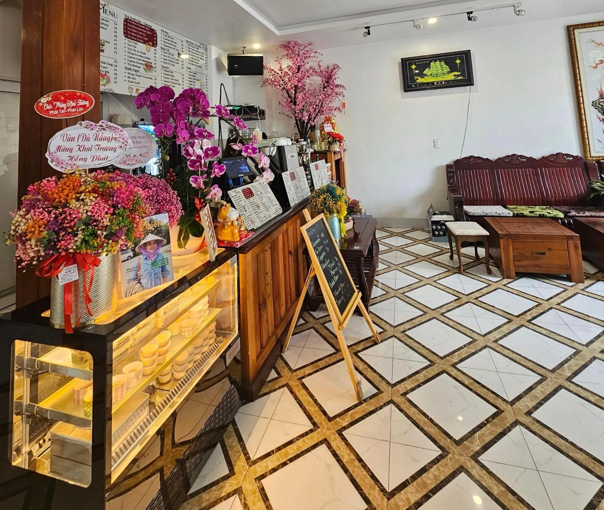 Living room in Sunny 1 Hometel Vinh Long