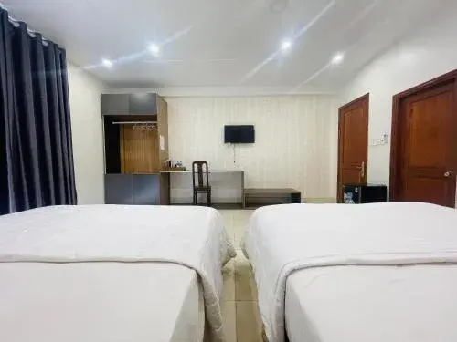 Family Room in Sunny 1 Hometel Vinh Long Family Room in Sunny 1 Hometel Vinh Long