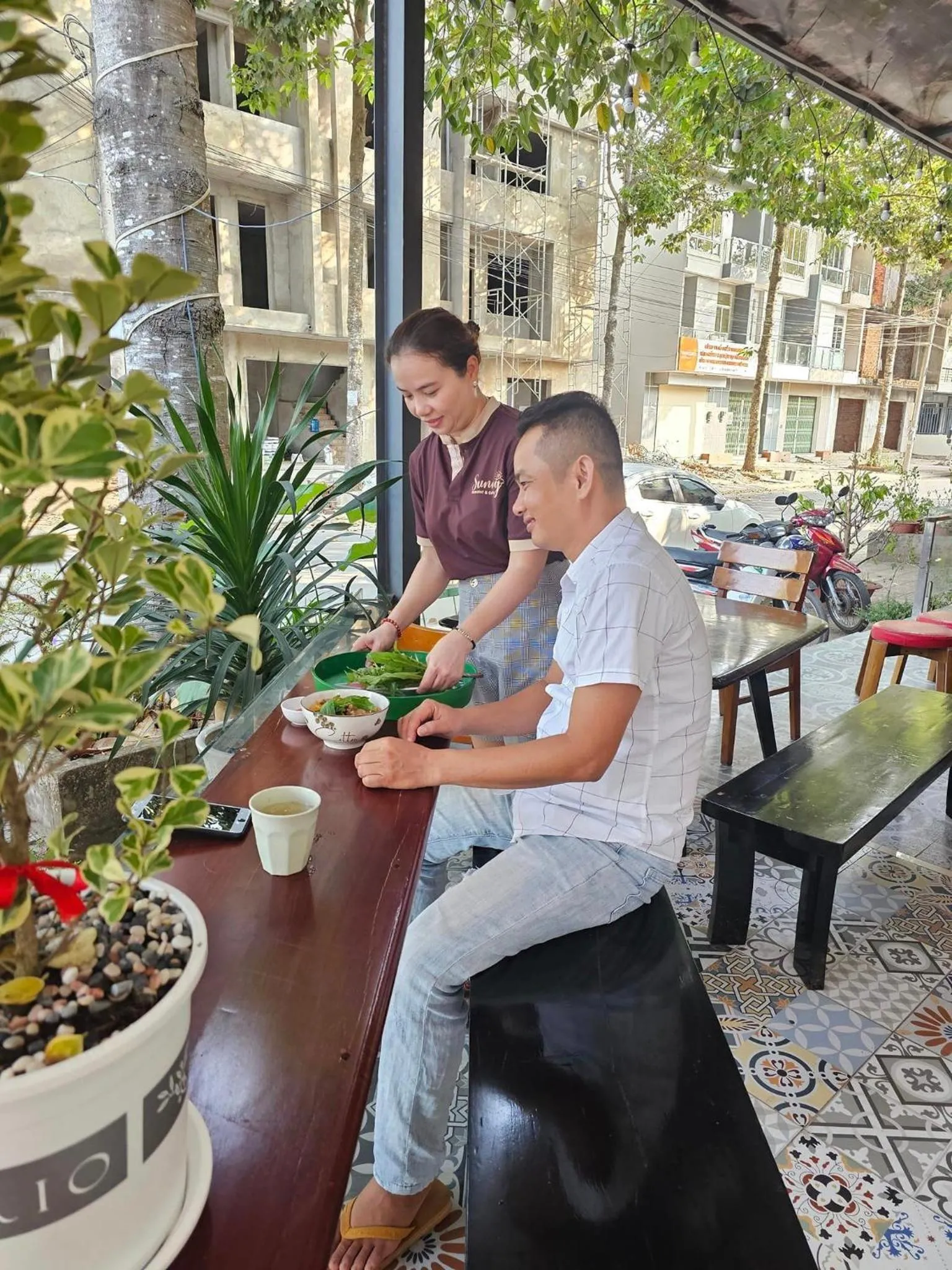 Patio in Sunny 1 Hometel Vinh Long