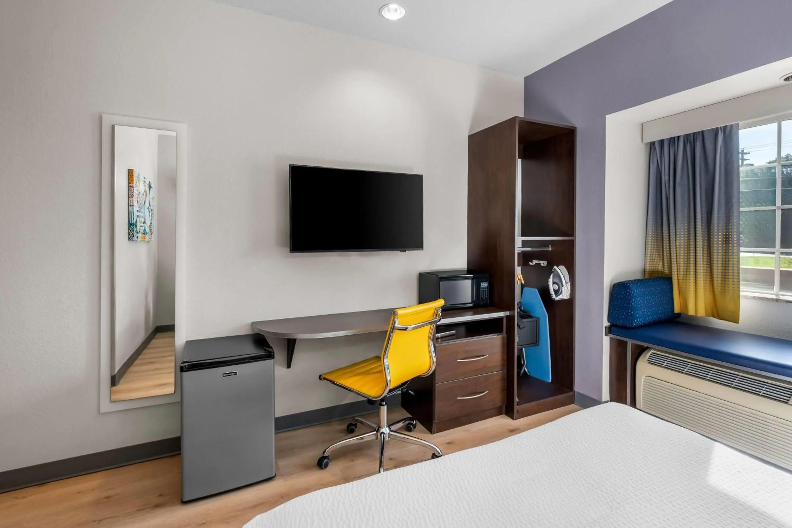 Bed in Microtel Inn & Suites By Wyndham Conway