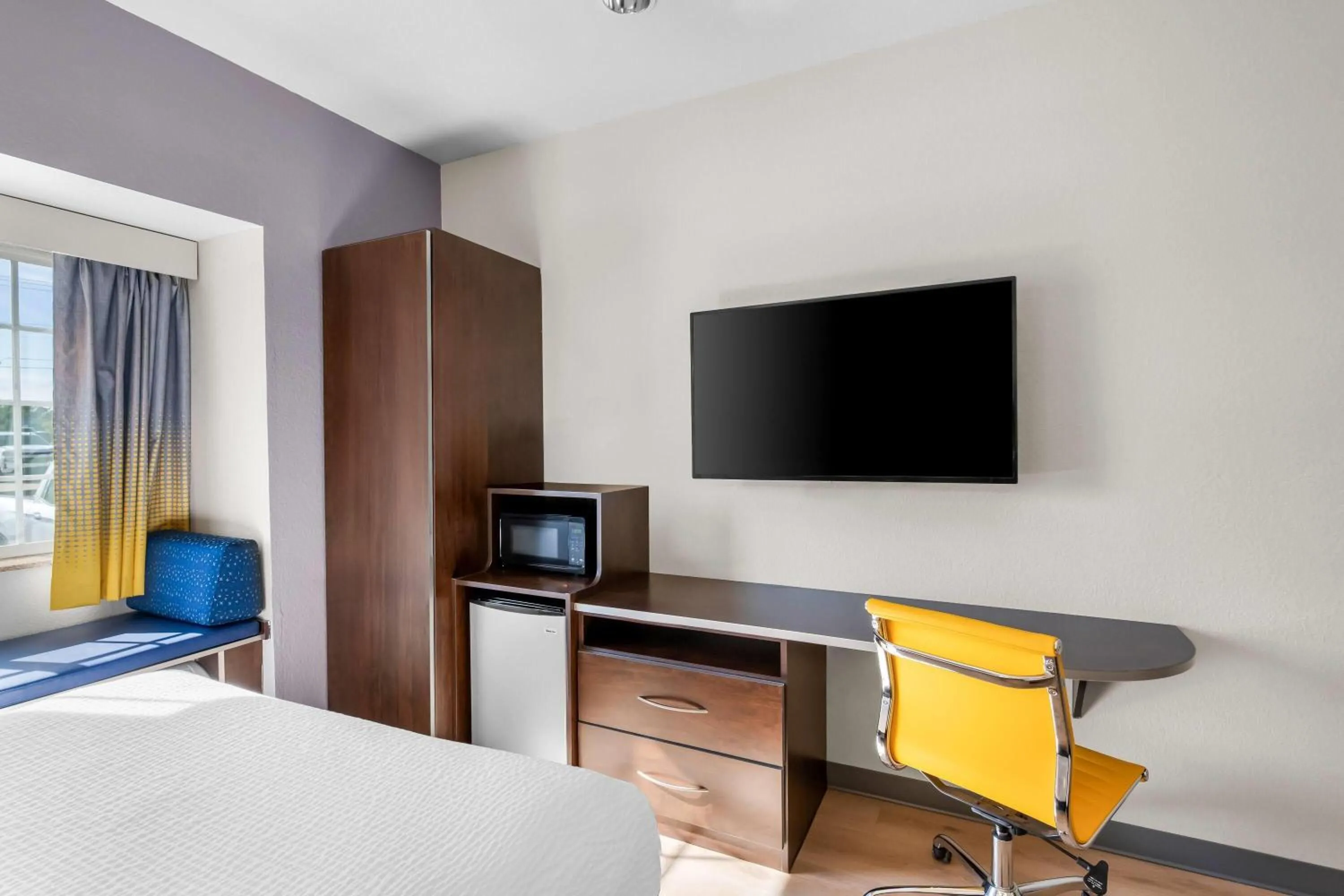 Bed in Microtel Inn & Suites By Wyndham Conway