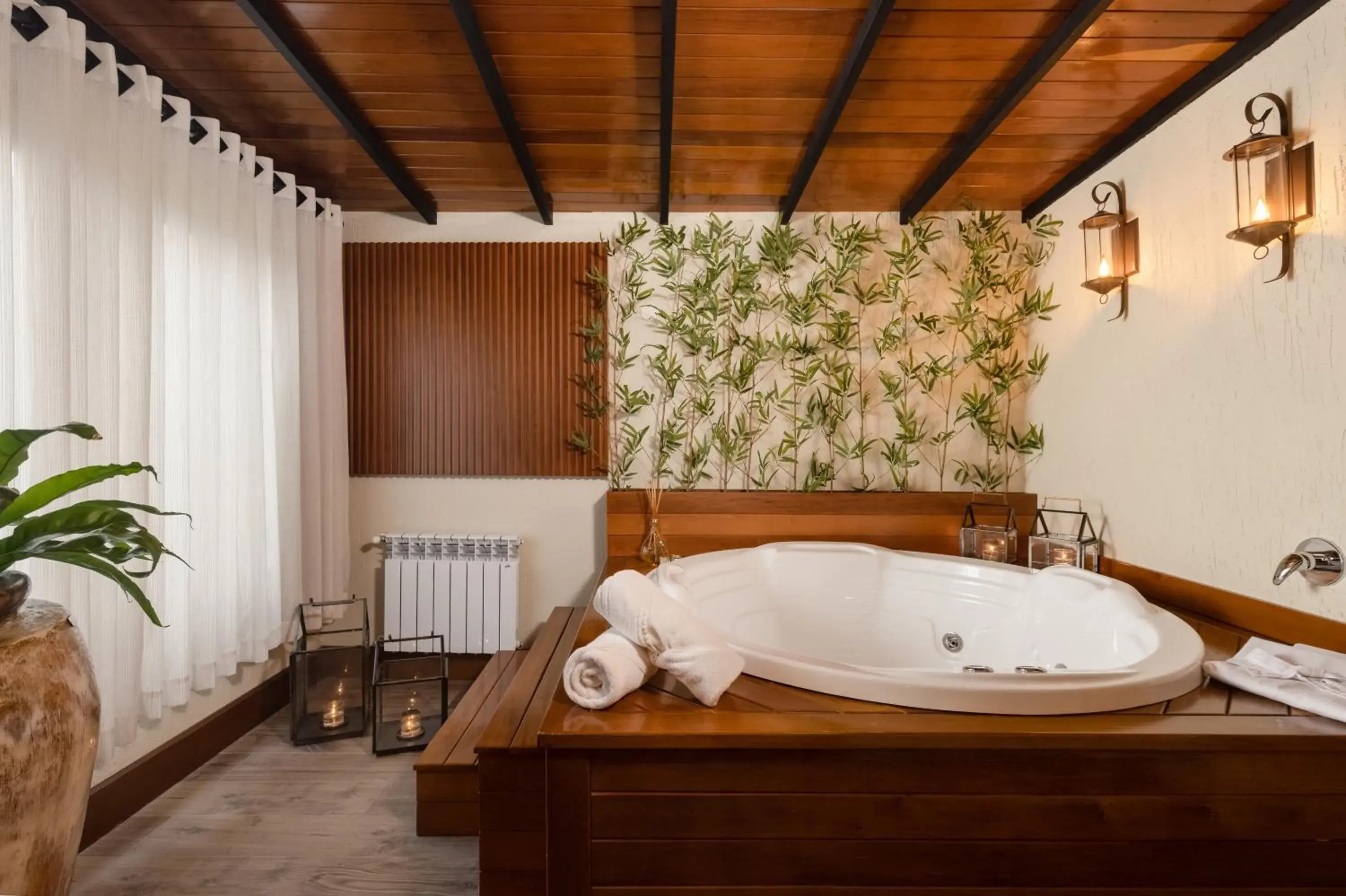 Suite with Hot Tub in Hotel Vivenda dos Sonhos Suite with Hot Tub in Hotel Vivenda dos Sonhos