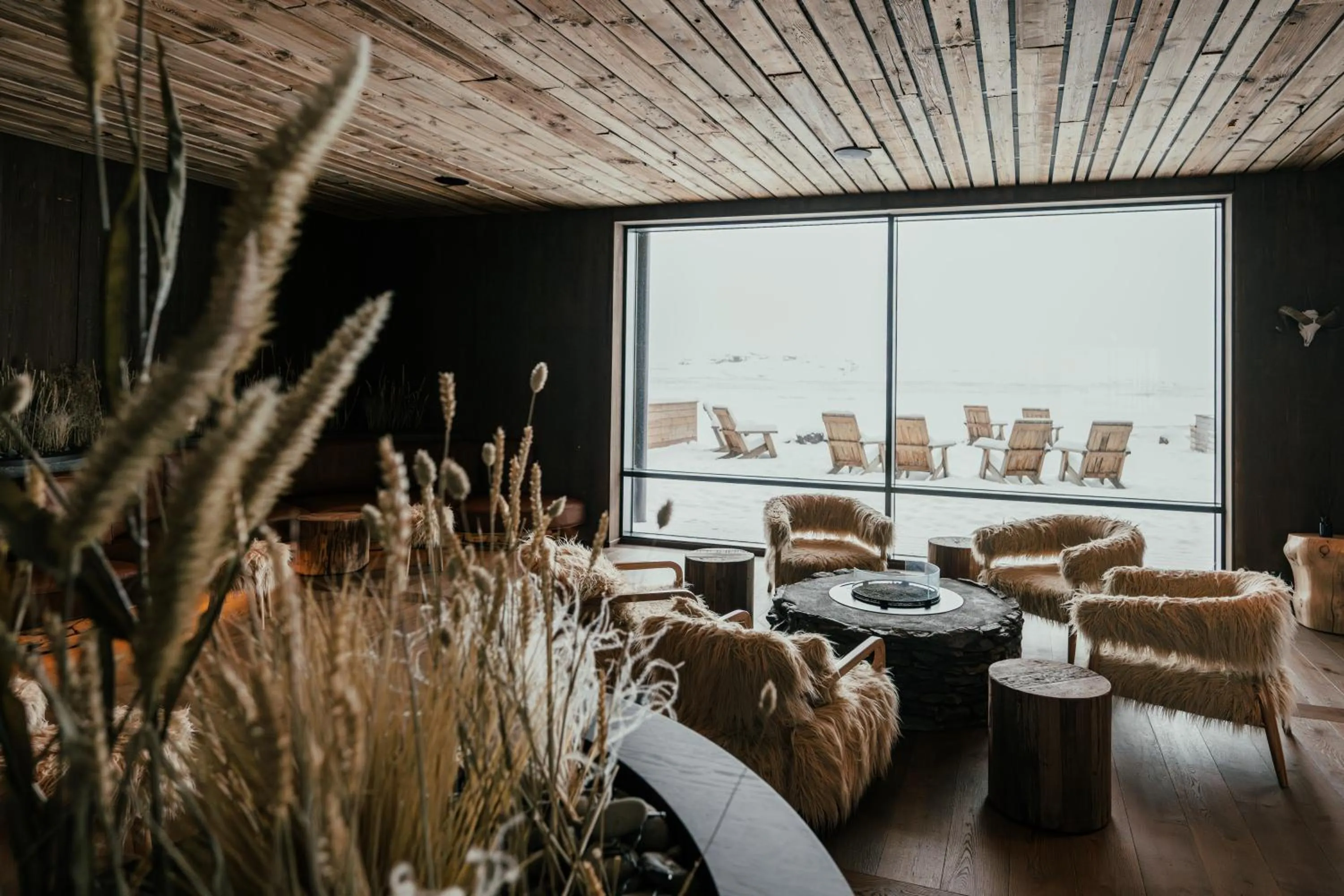 Lounge or bar in Hótel Jökulsárlón - Glacier Lagoon Hotel