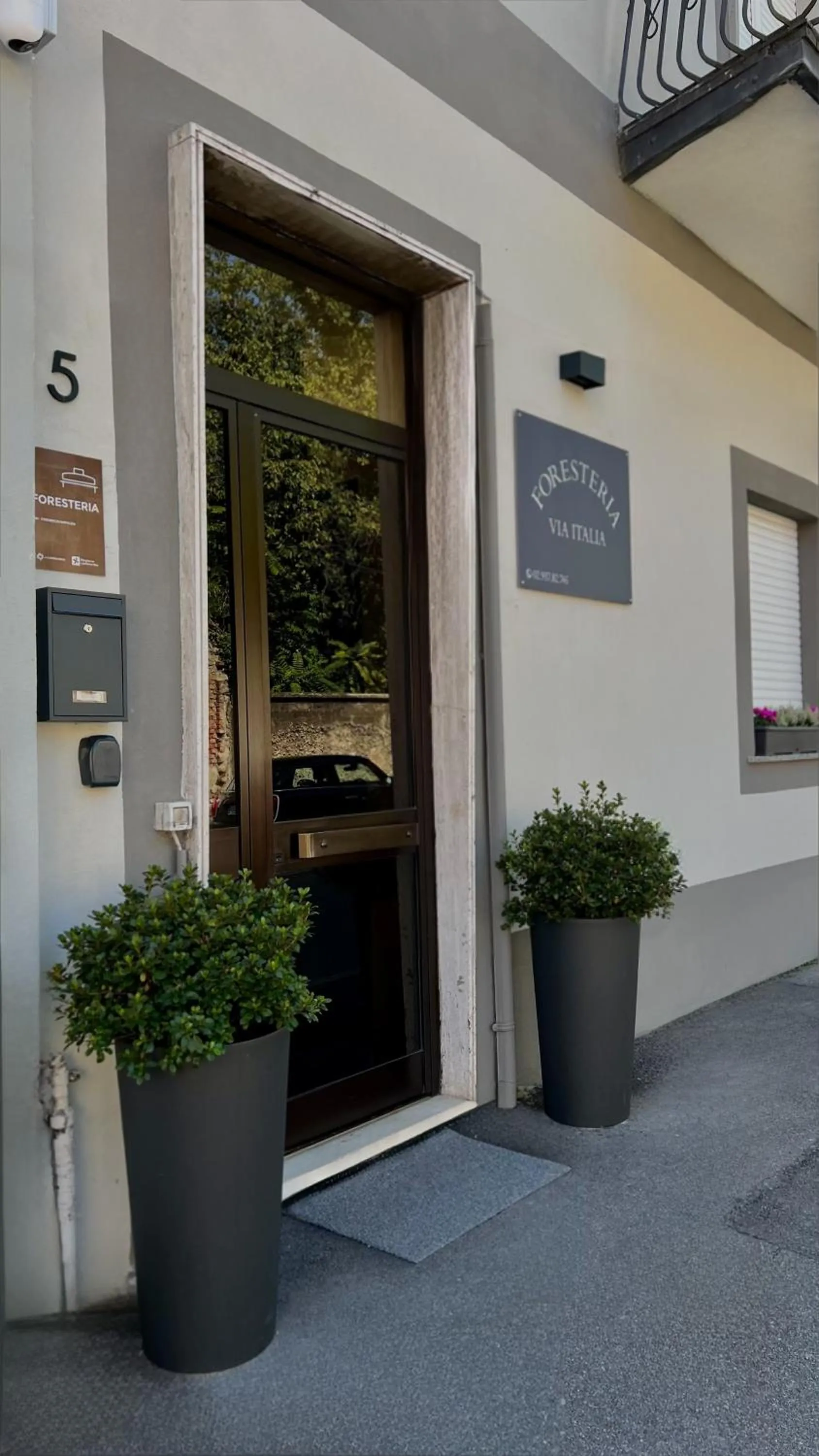 Property building in Foresteria Via Italia - Rooms & Suite