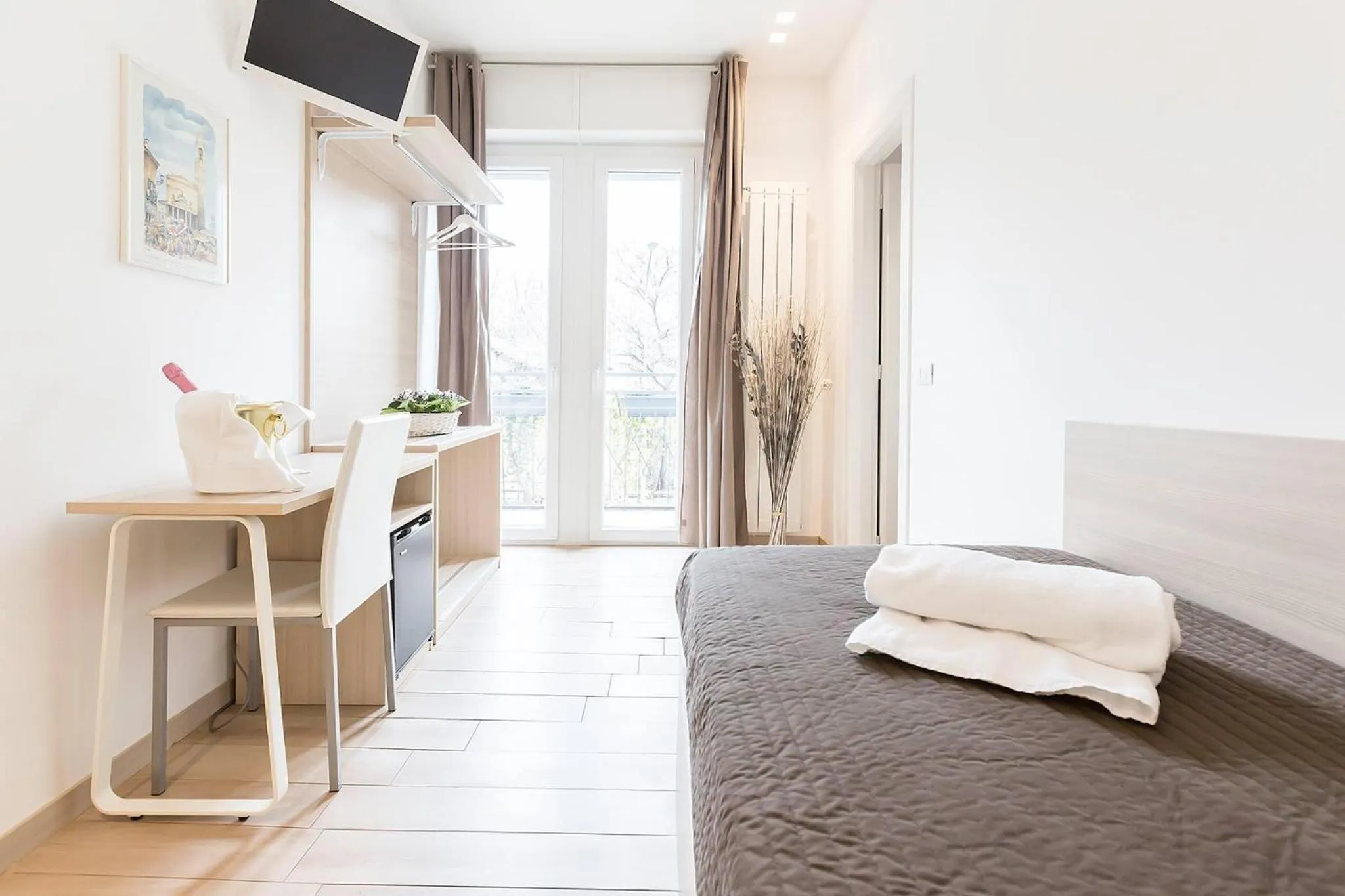 Bed in Foresteria Via Italia - Rooms & Suite