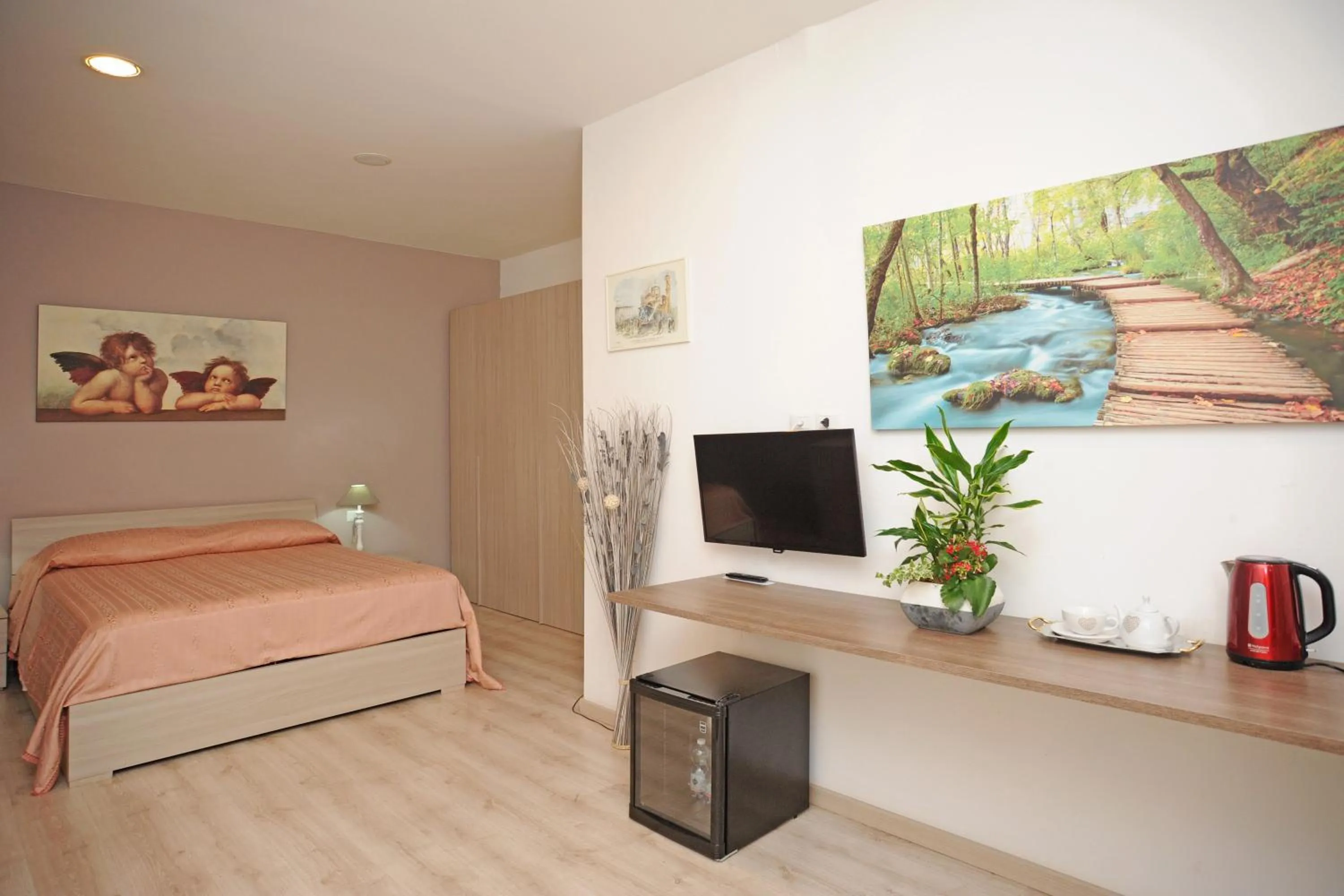 Bed in Foresteria Via Italia - Rooms & Suite