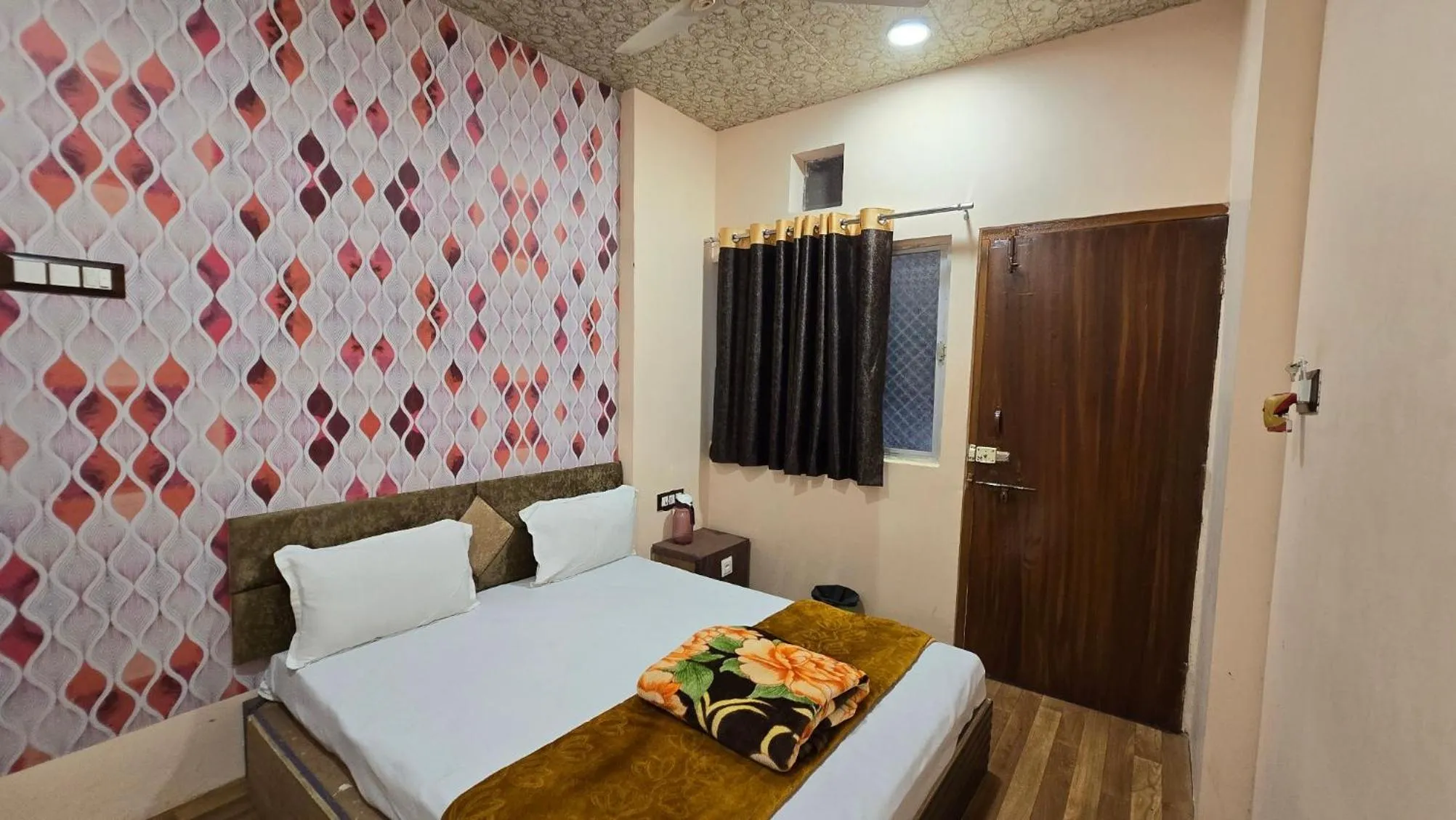 Bed in HOTEL MAHESHWARI GREEN's