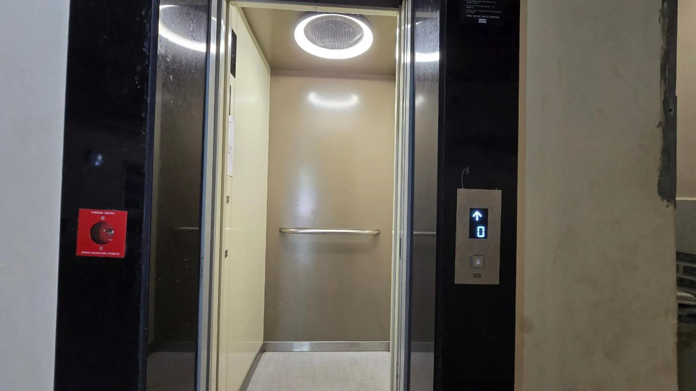 elevator in HOTEL MAHESHWARI GREEN's