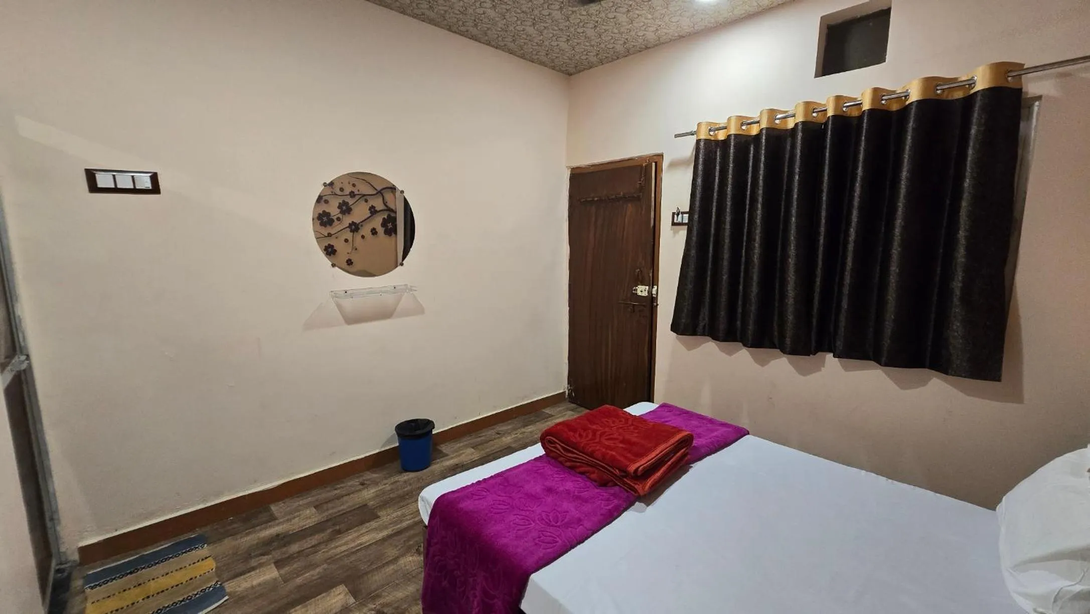 Bed in HOTEL MAHESHWARI GREEN's