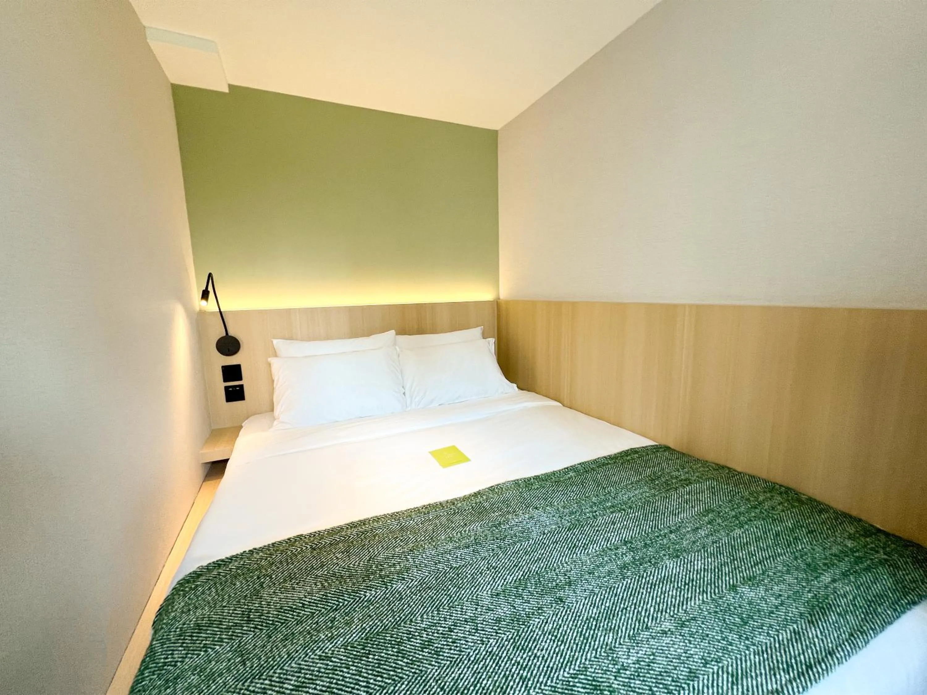 Bed in Urbanwood Hung Hom