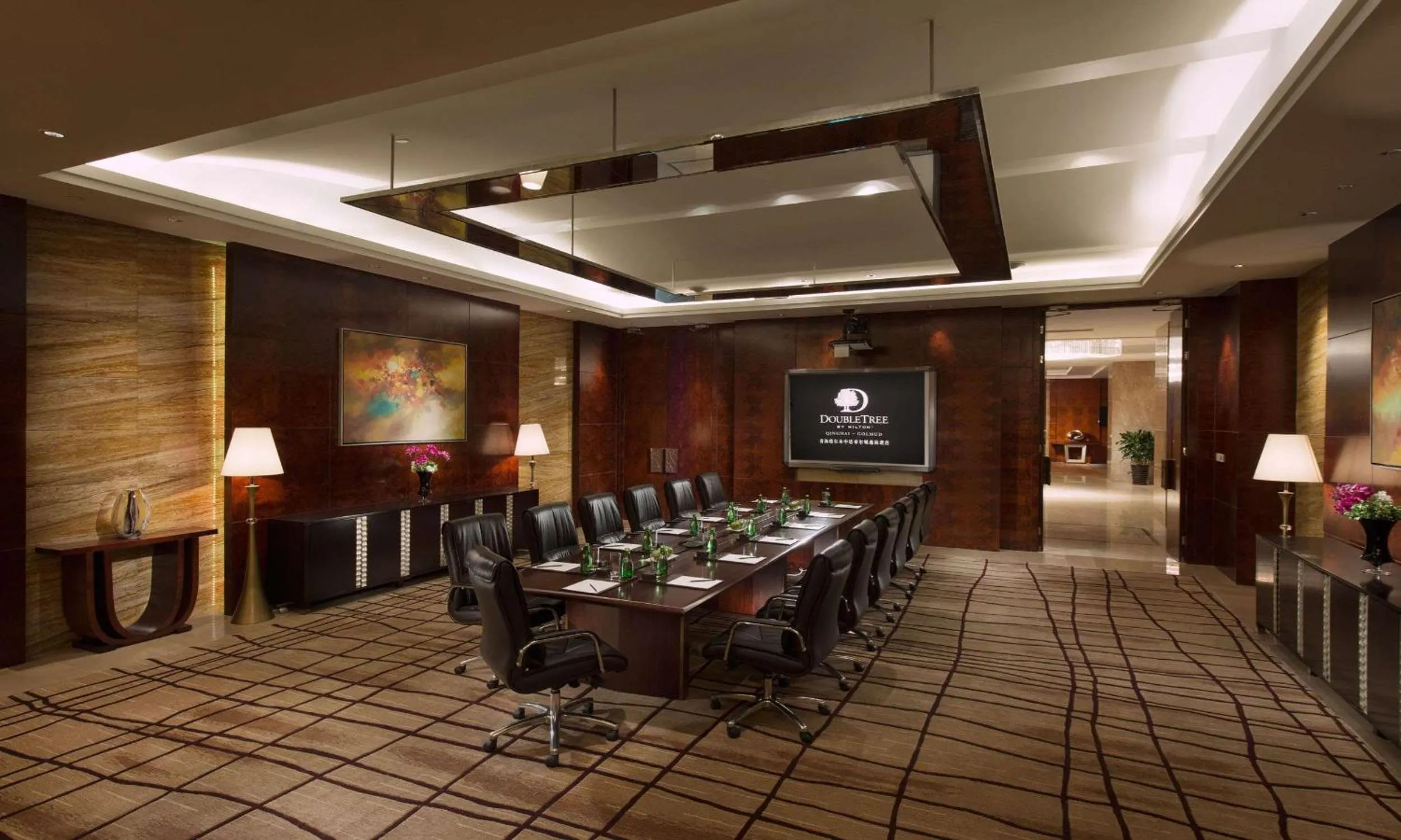 Meeting/conference room in DoubleTree by Hilton Qinghai - Golmud