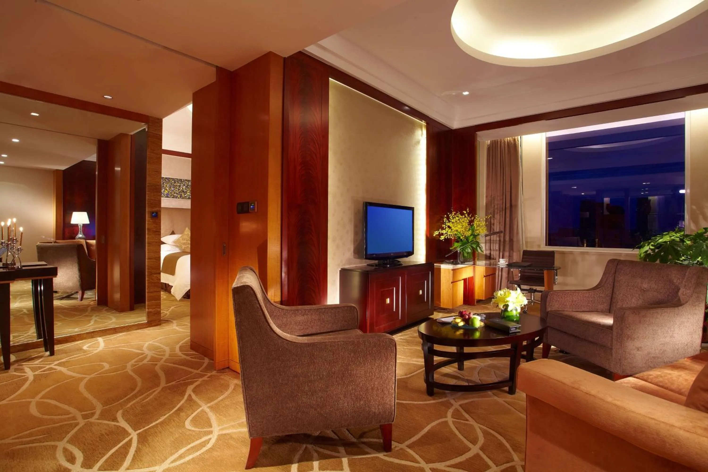 Living room in DoubleTree by Hilton Qinghai - Golmud