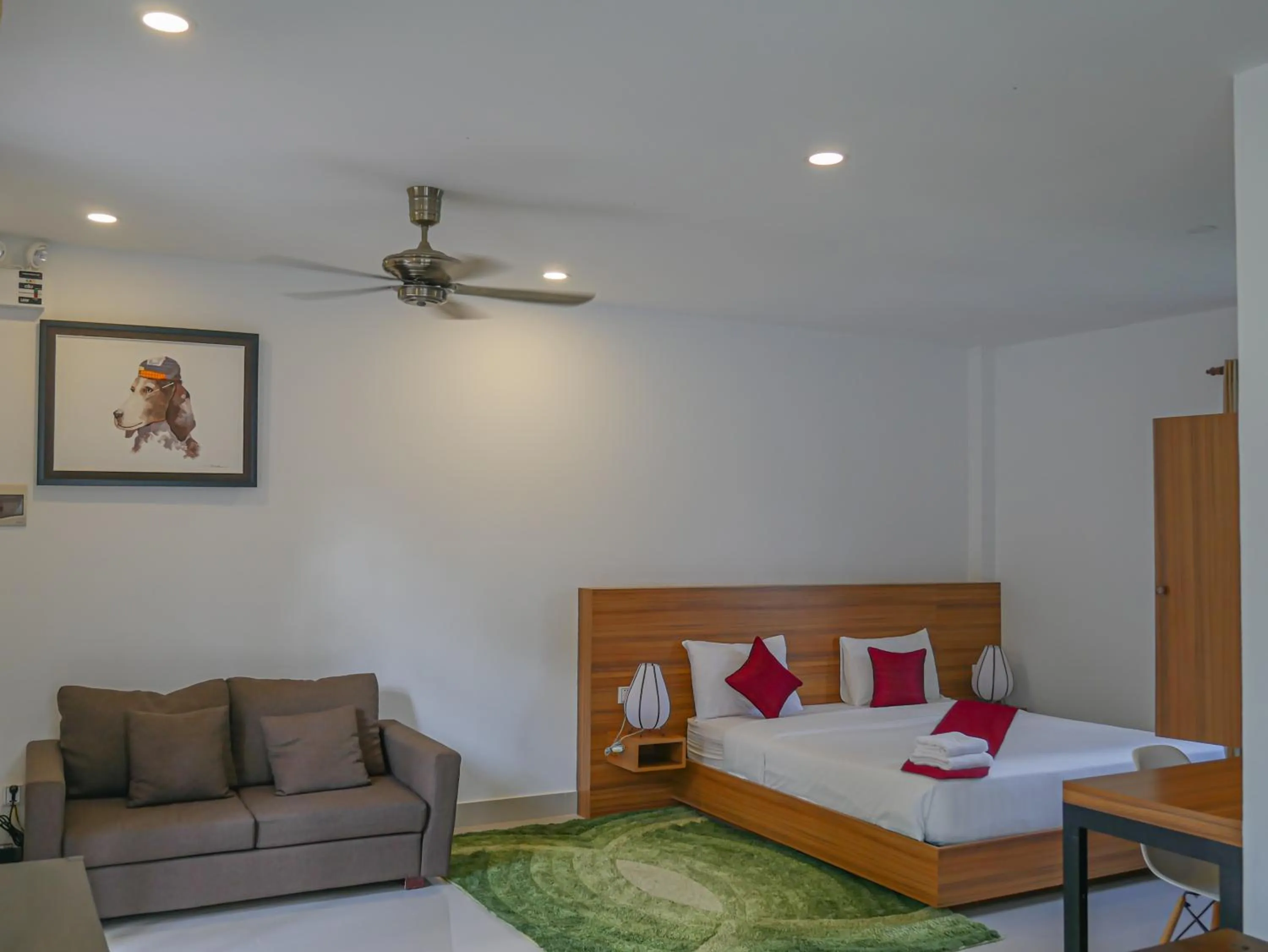 Bedroom, Bed in vKirirom Pine Resort