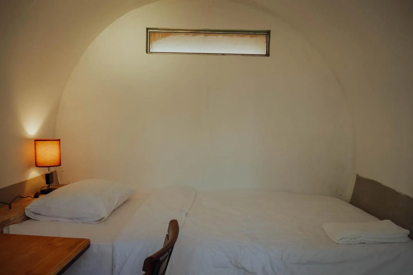 Bedroom, Bed in vKirirom Pine Resort