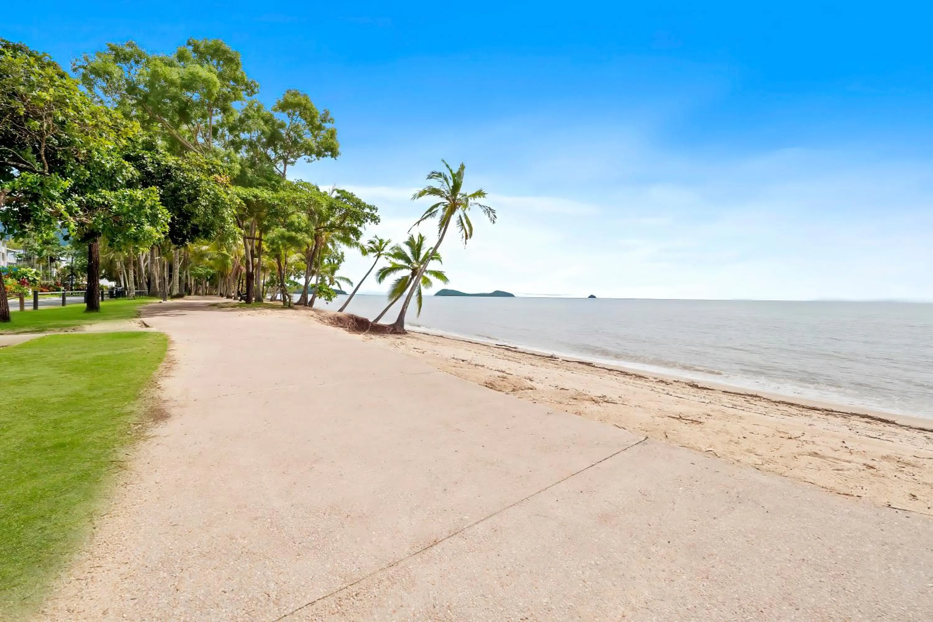 Clifton Beach Holiday Villas