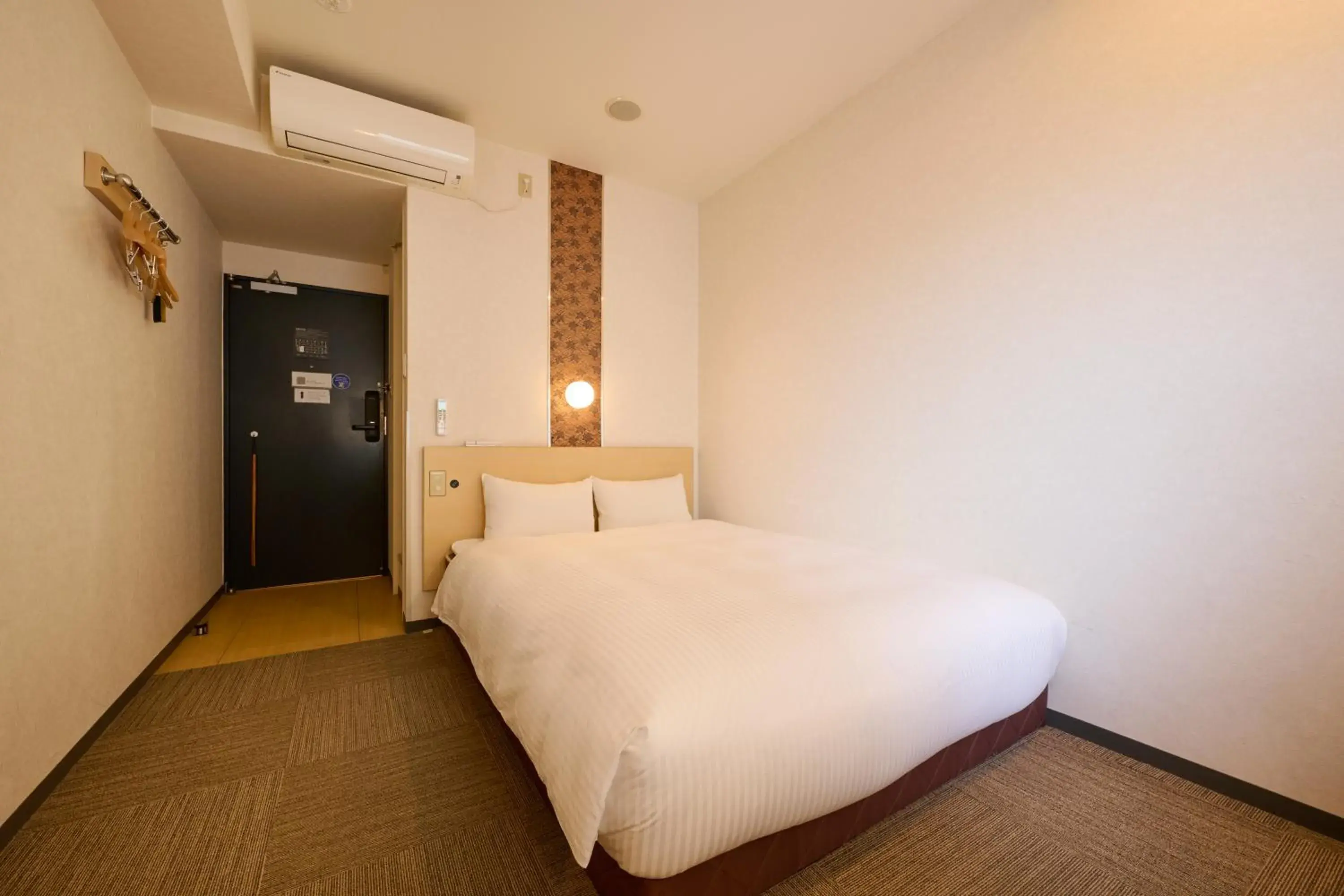Double Room - Non-Smoking in Smile Hotel Kyoto Karasuma Gojo Double Room - Non-Smoking in Smile Hotel Kyoto Karasuma Gojo