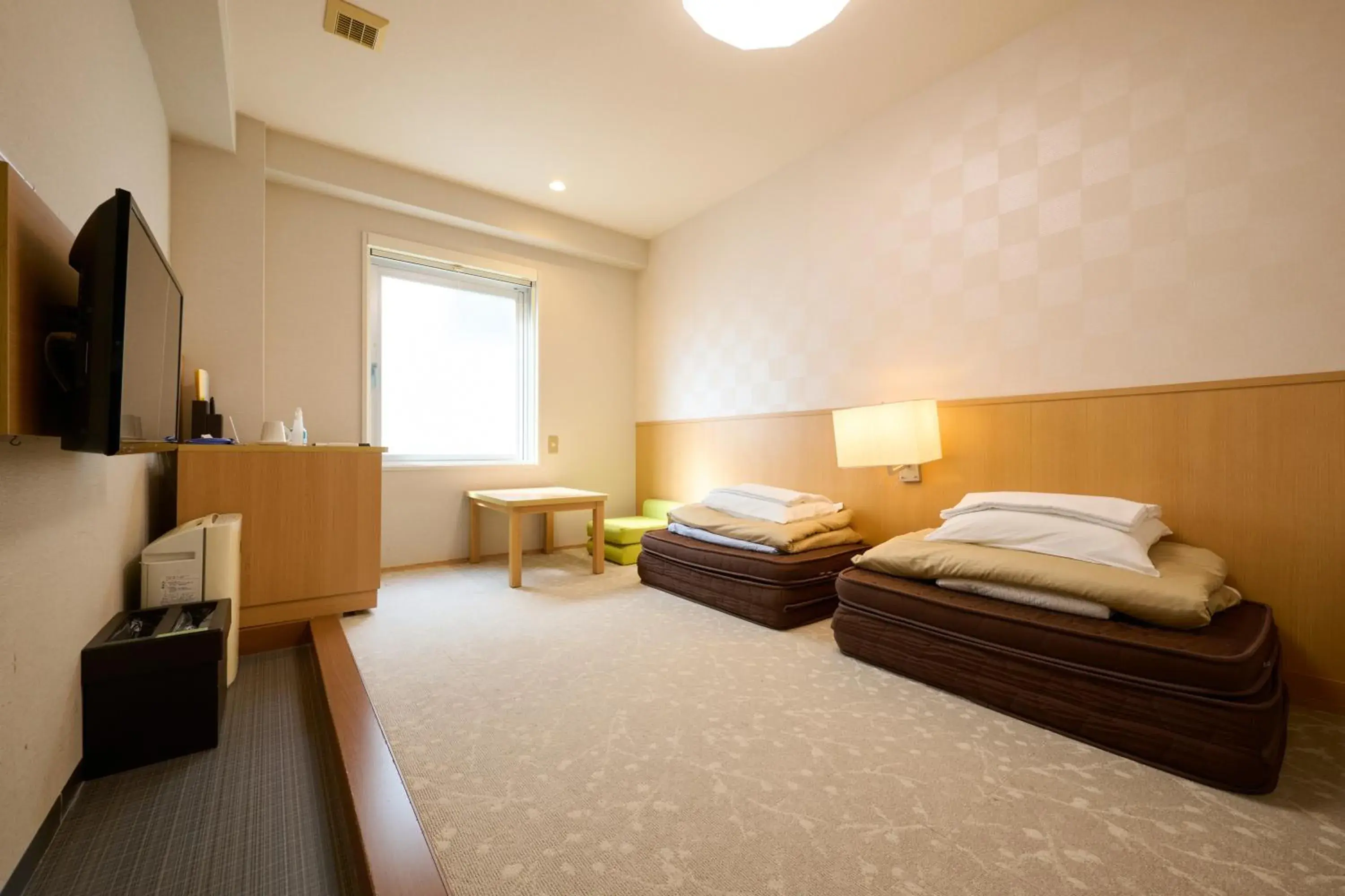 Japanese-Style Twin Room - Non-Smoking in Smile Hotel Kyoto Karasuma Gojo Japanese-Style Twin Room - Non-Smoking in Smile Hotel Kyoto Karasuma Gojo