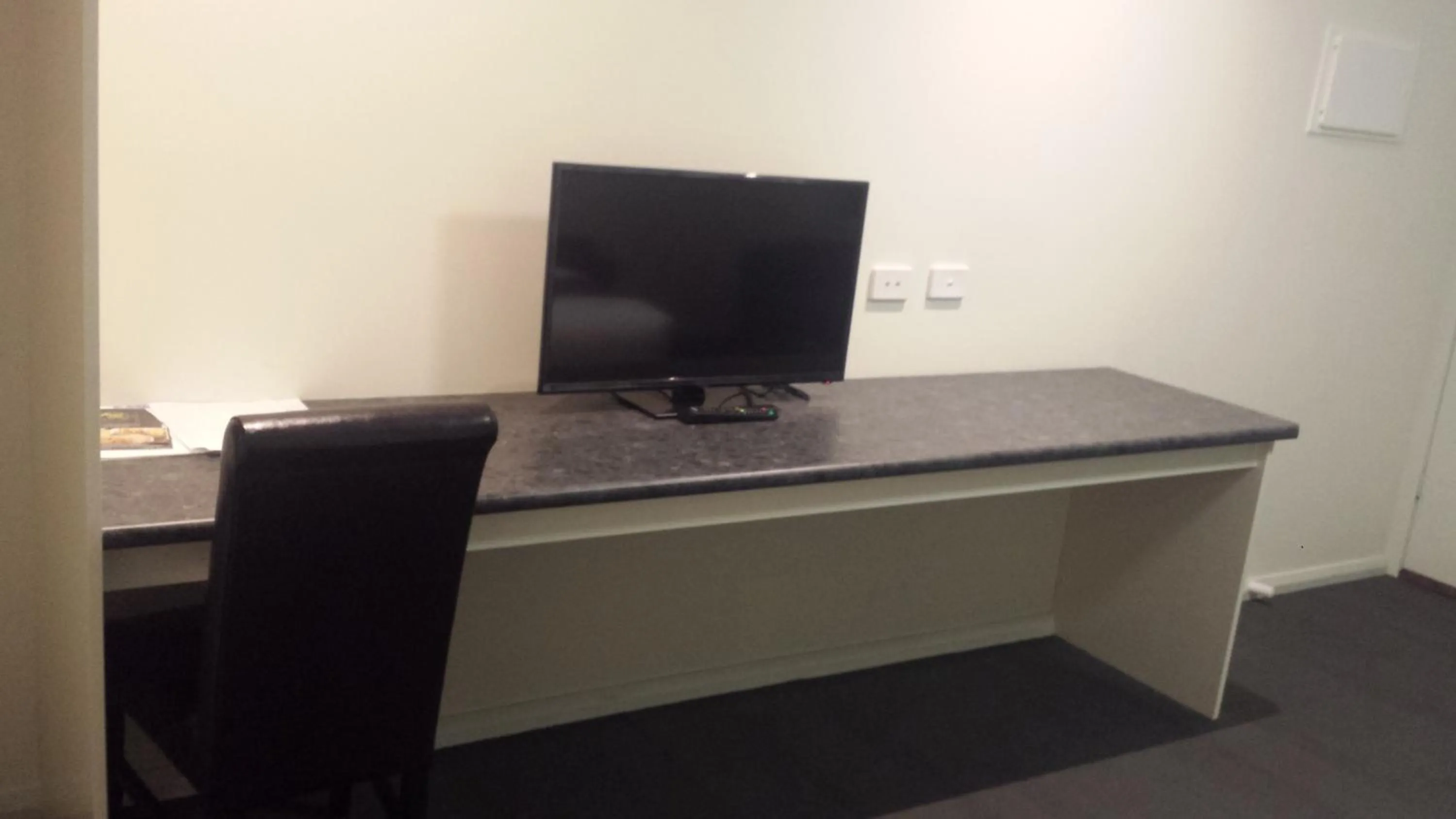 TV and multimedia in Heyfield Railway Hotel