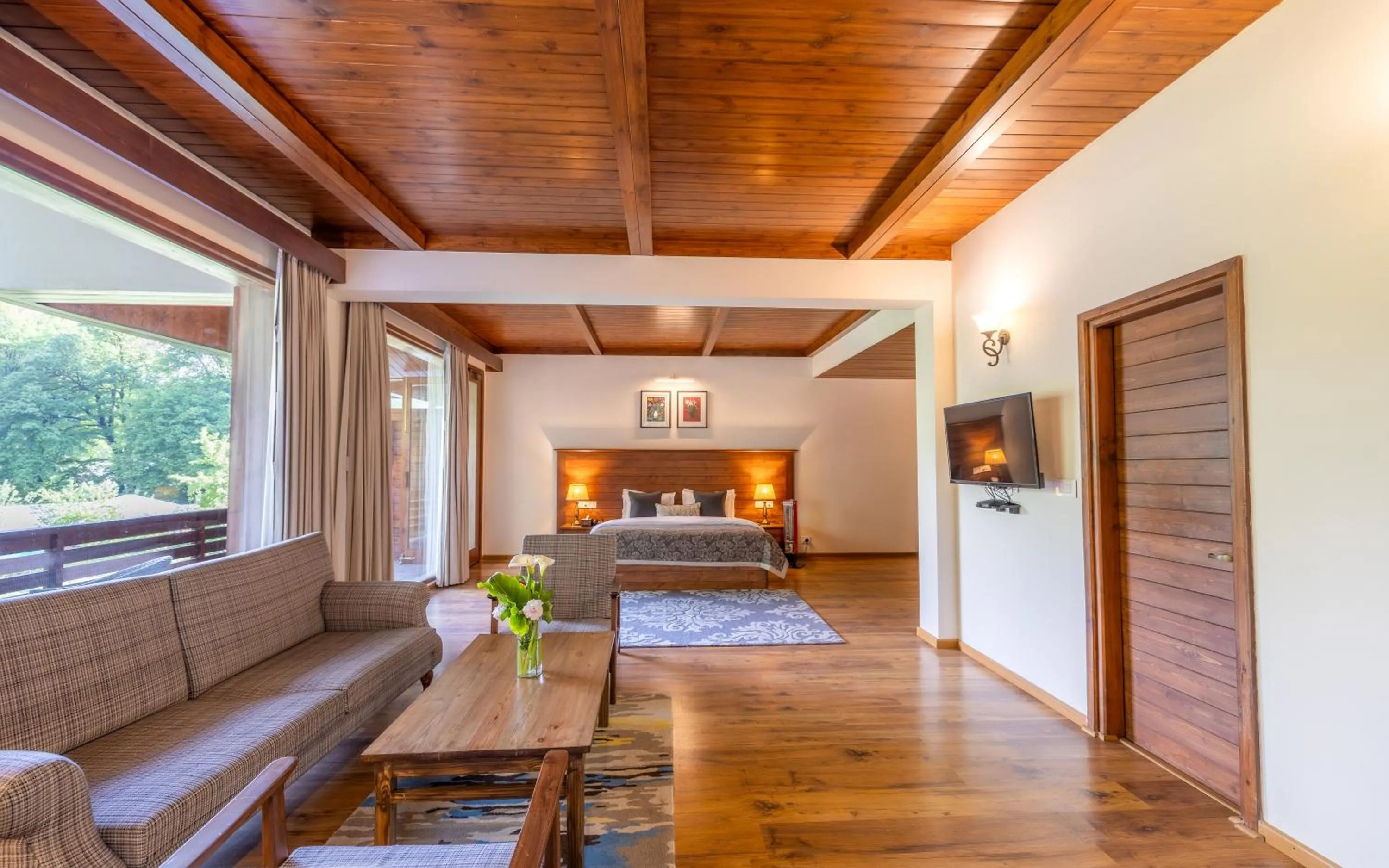 Xclusiv Room in Baikunth Manali By Leisure Hotels - 650 meters from Hidimba Devi Temple