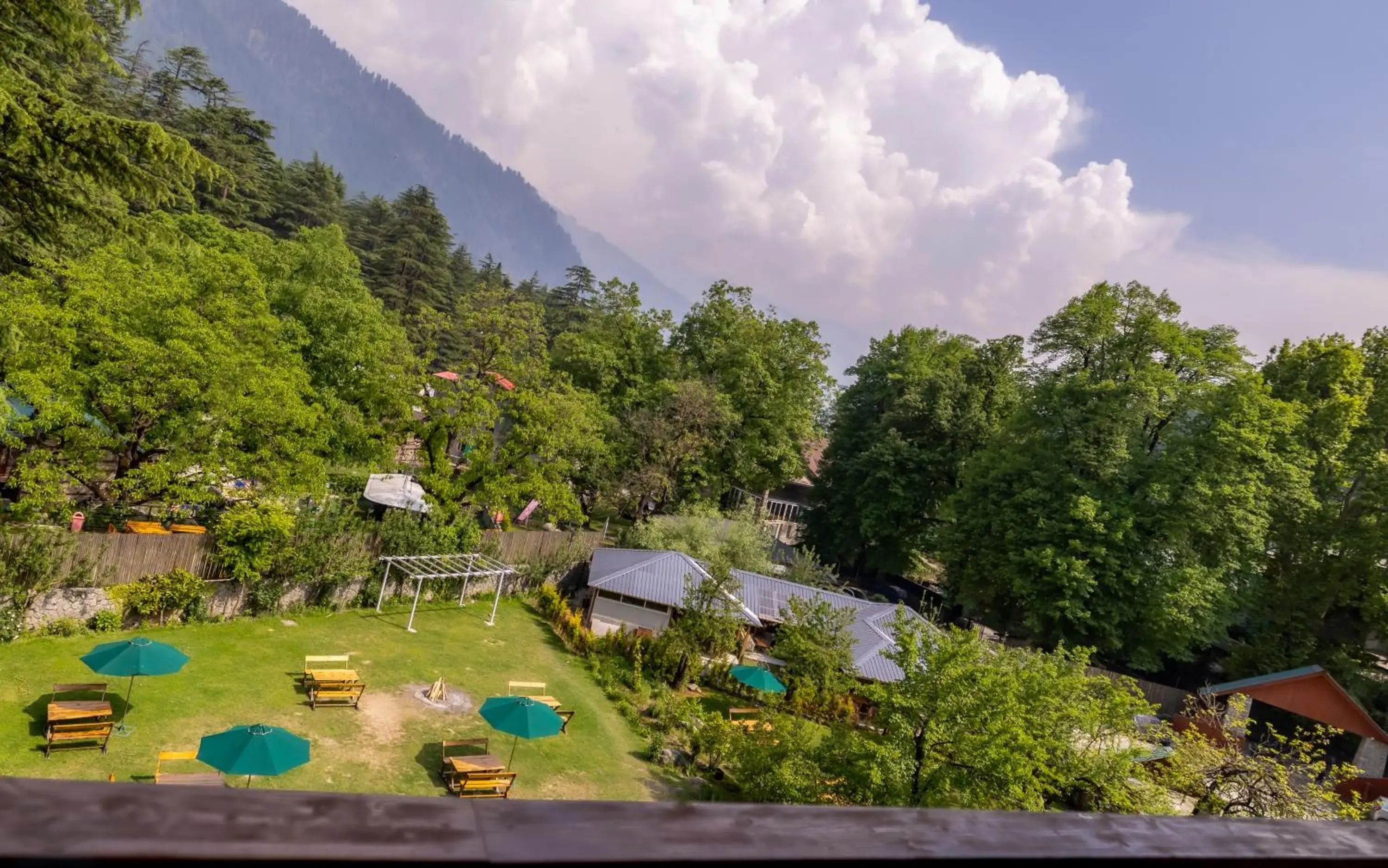 Superior Double Room in Baikunth Manali By Leisure Hotels - 650 meters from Hidimba Devi Temple Superior Double Room in Baikunth Manali By Leisure Hotels - 650 meters from Hidimba Devi Temple