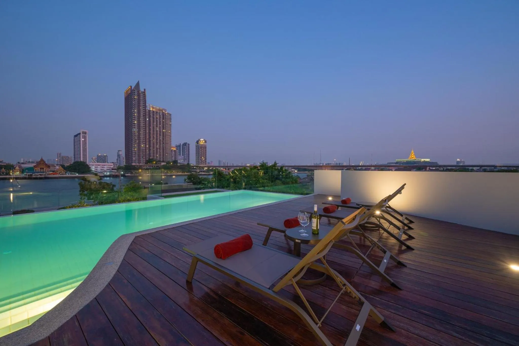 Swimming pool in WE HOTEL RIVERFRONT