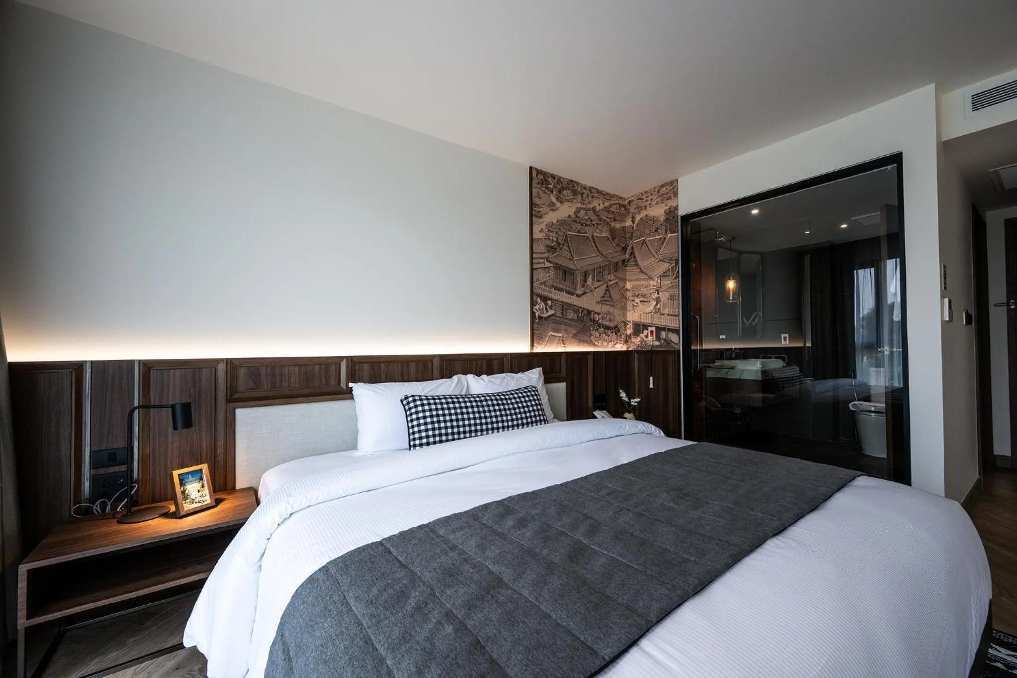 Bed in WE HOTEL RIVERFRONT