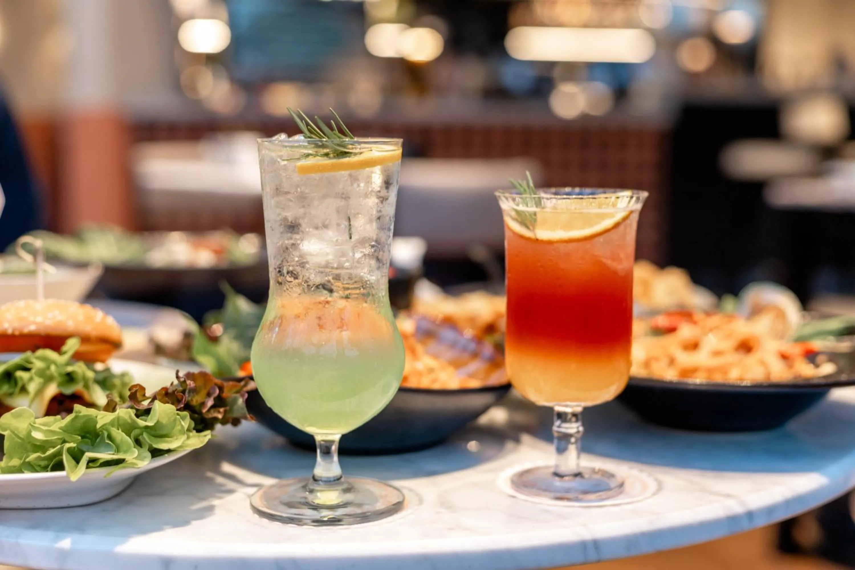 Food and drinks in WE HOTEL RIVERFRONT