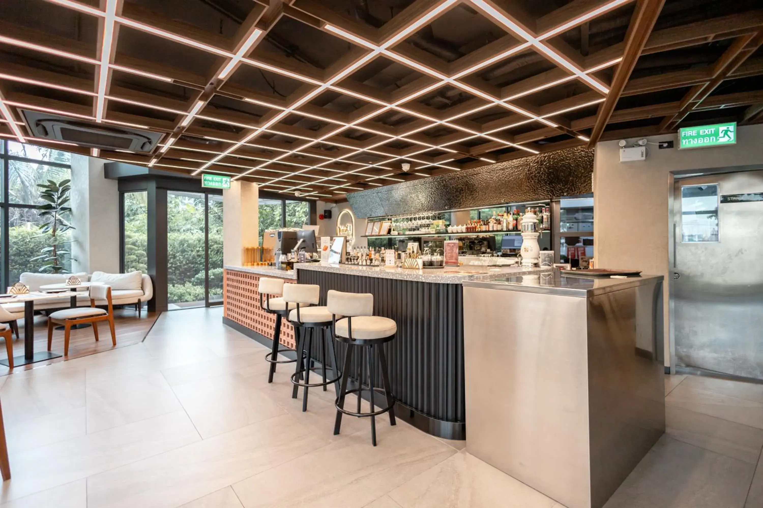 Lounge or bar in WE HOTEL RIVERFRONT Lounge or bar in WE HOTEL RIVERFRONT