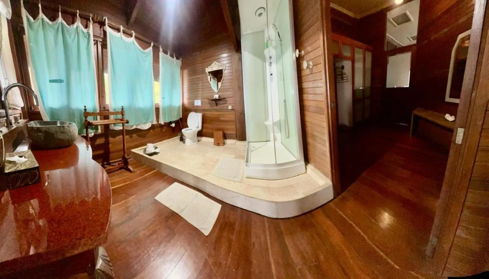 Bathroom in Breve Azurine Lagoon Resort