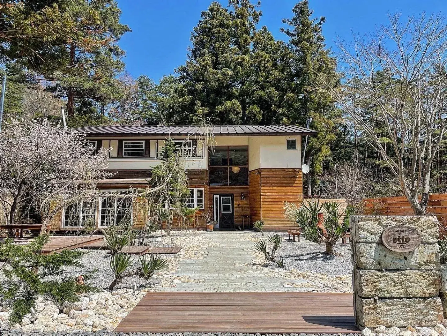 Property building in ALBERGO del otto Property building in ALBERGO del otto