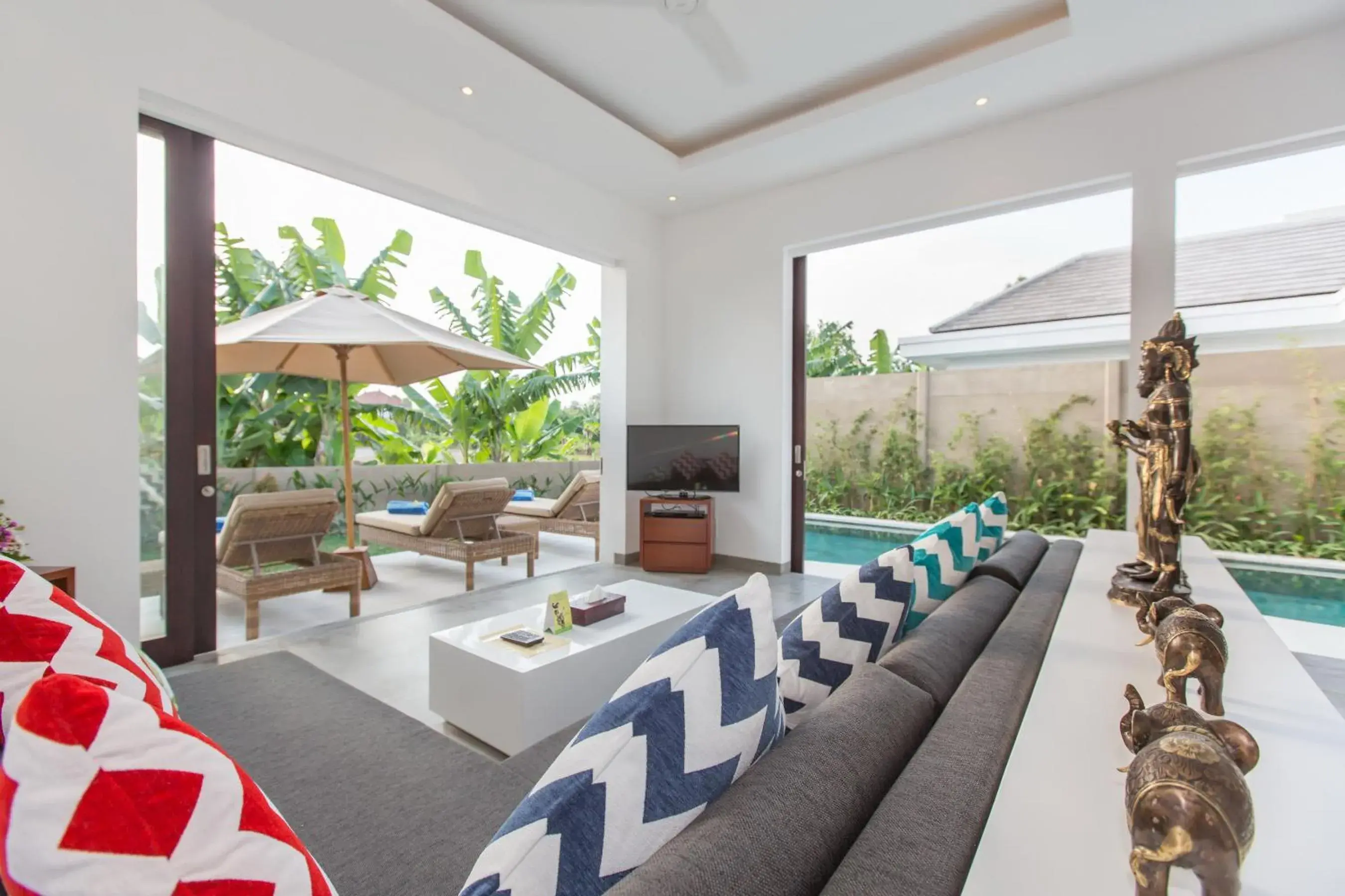 Living room in Gajah Villas Bali by Nagisa Bali Living room in Gajah Villas Bali by Nagisa Bali