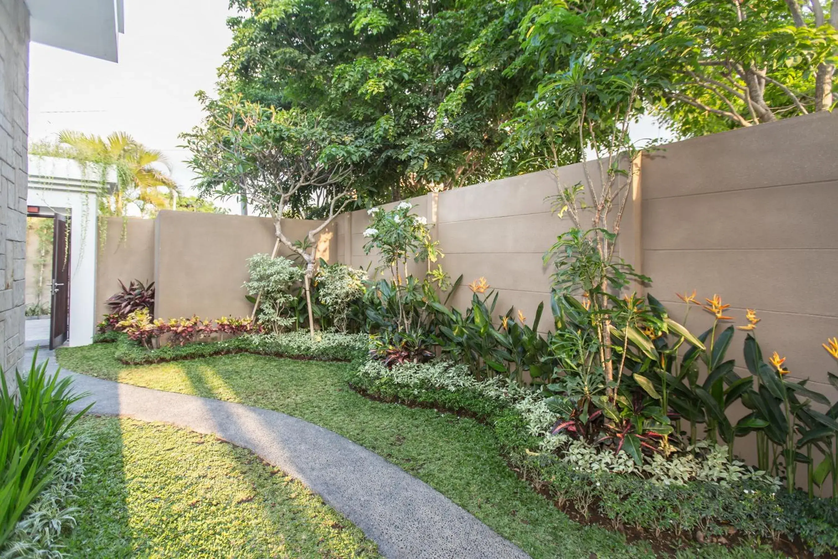 Facade/entrance in Gajah Villas Bali by Nagisa Bali Facade/entrance in Gajah Villas Bali by Nagisa Bali