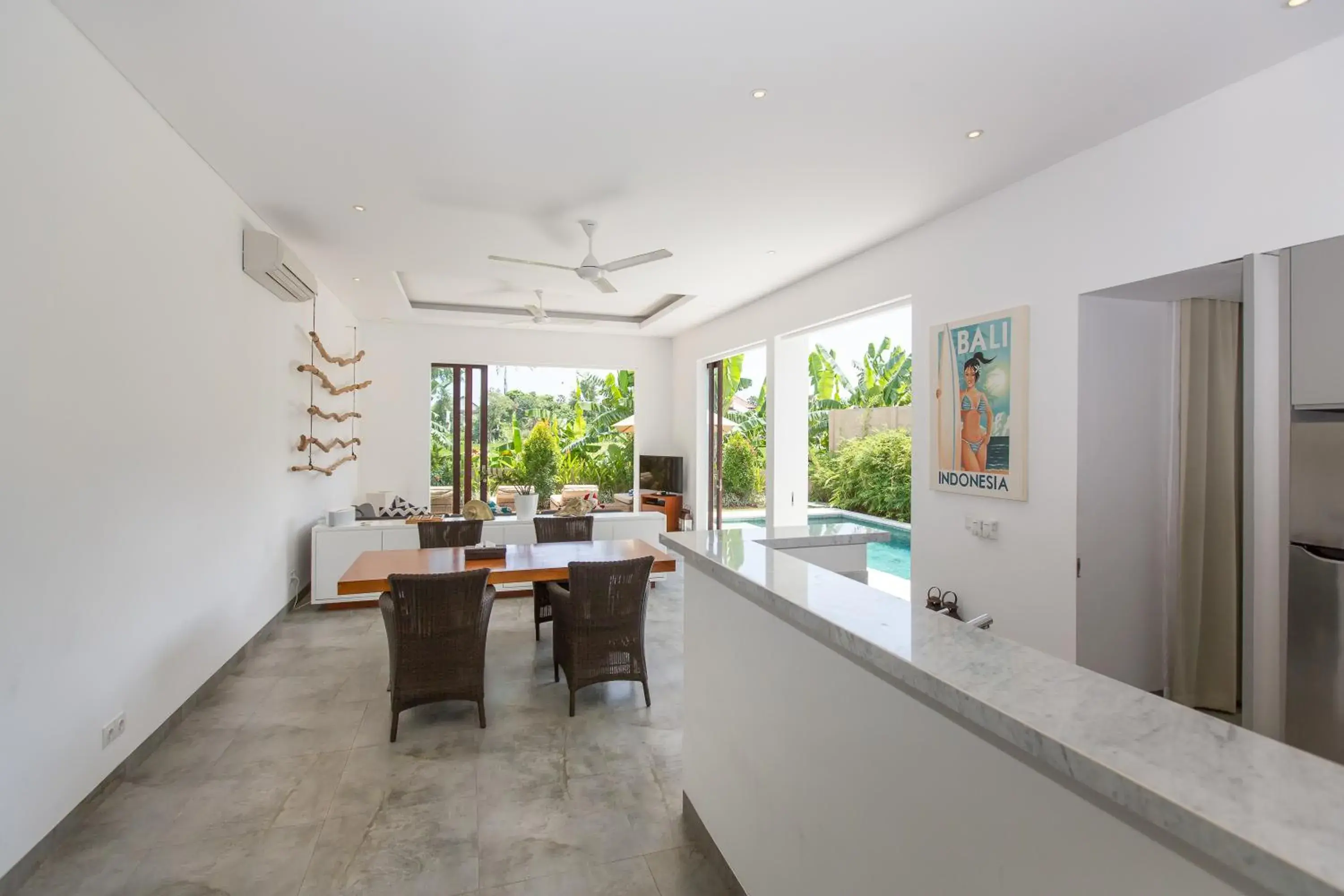 Restaurant/places to eat in Gajah Villas Bali by Nagisa Bali Restaurant/places to eat in Gajah Villas Bali by Nagisa Bali