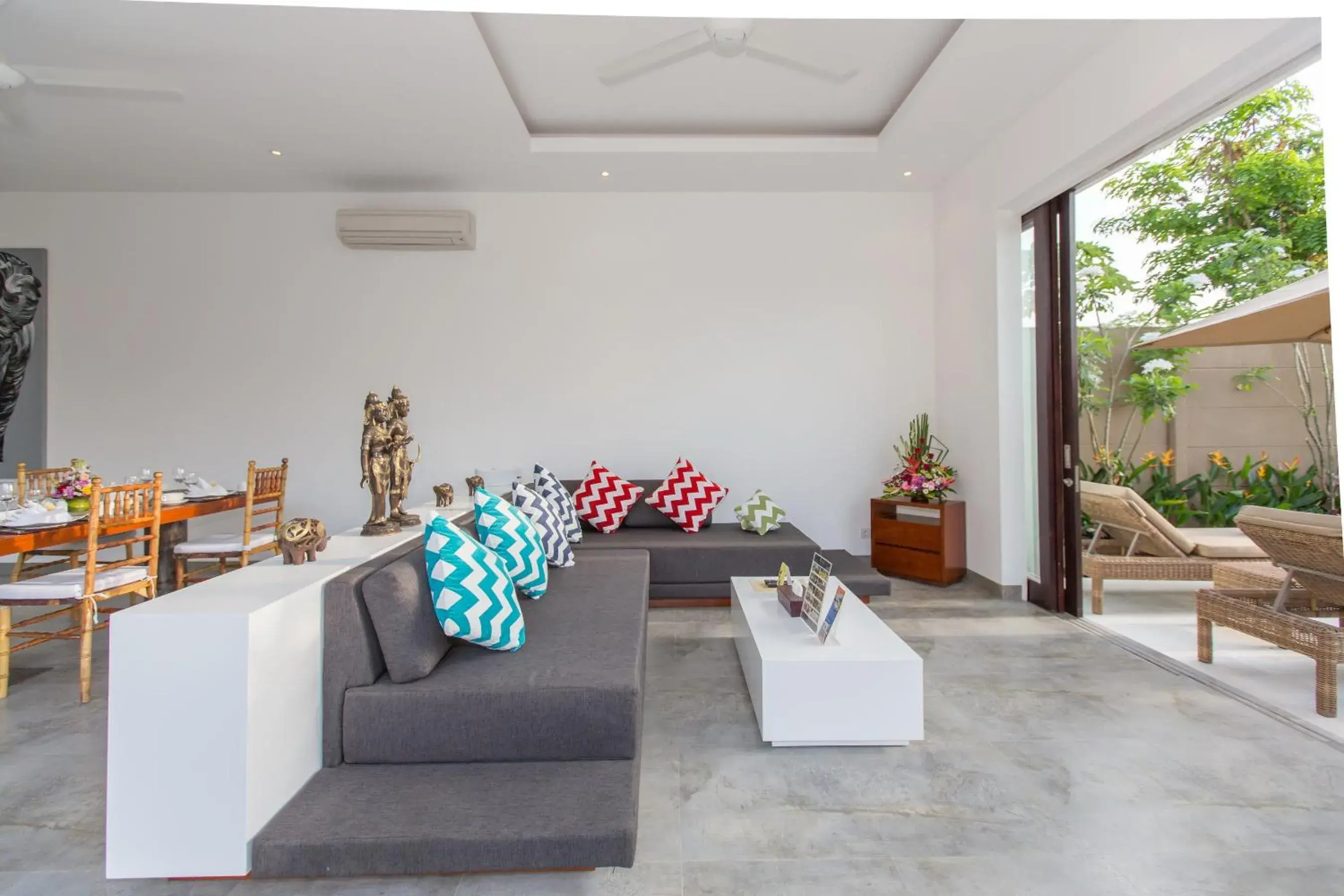 Living room in Gajah Villas Bali by Nagisa Bali Living room in Gajah Villas Bali by Nagisa Bali