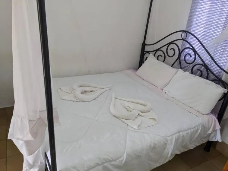 Bed in STC.SAFARI LODGE