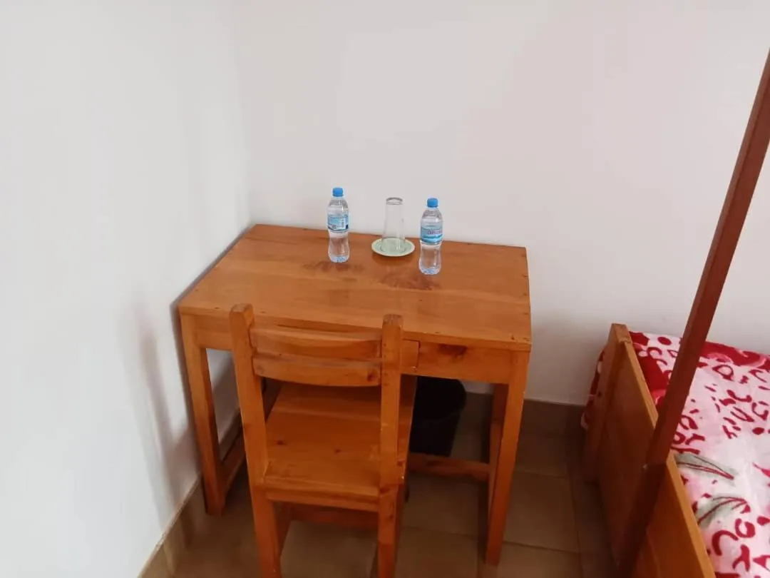 hair dresser in STC.SAFARI LODGE