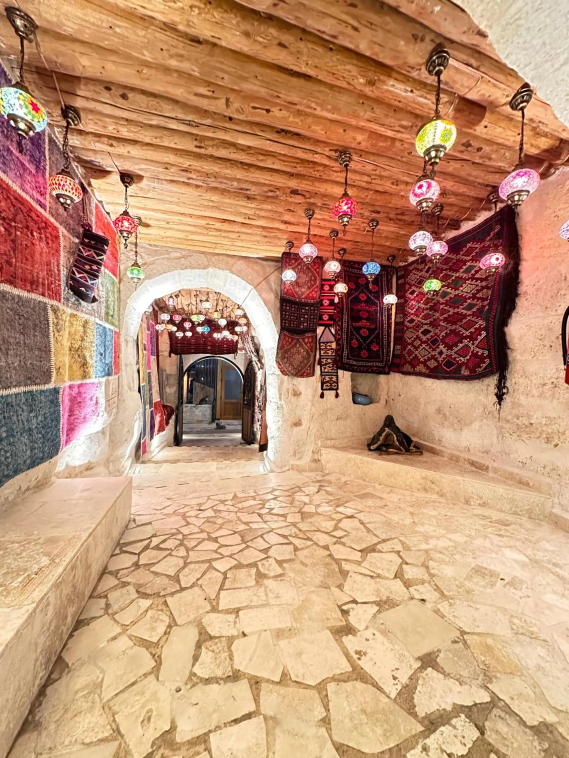 Facade/entrance in Hira Cave Hotel