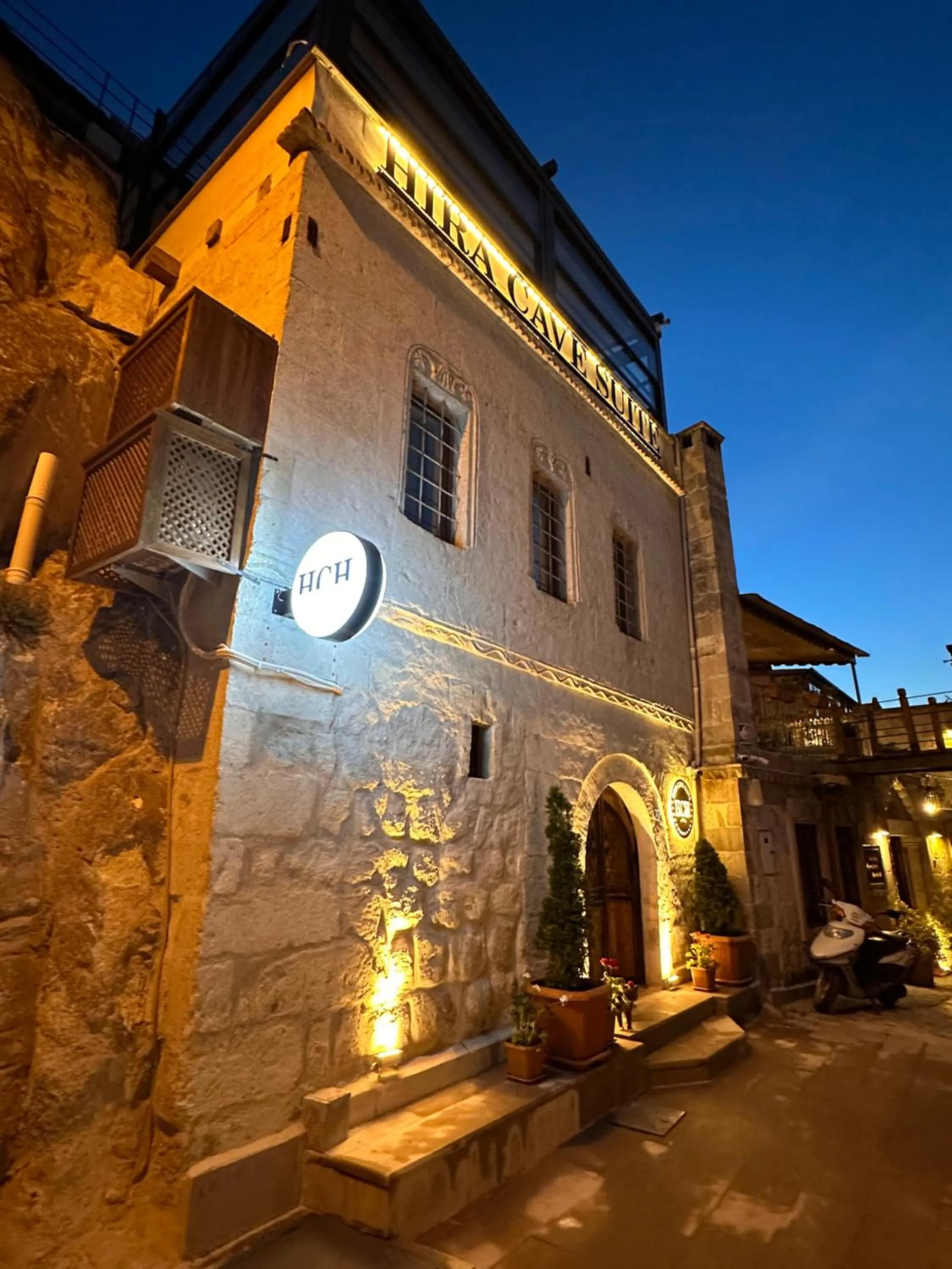 Property building in Hira Cave Hotel