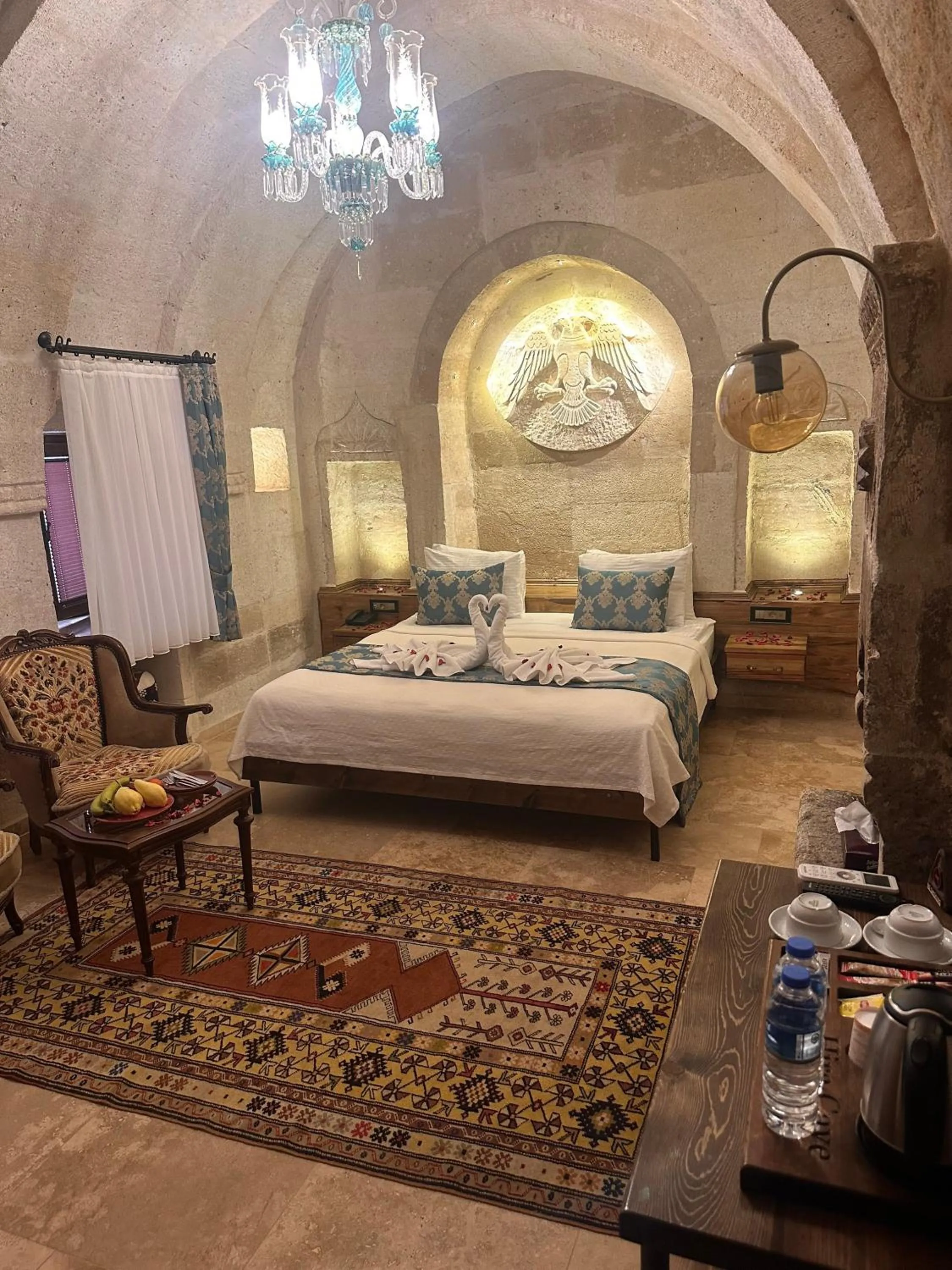 Bed in Hira Cave Hotel