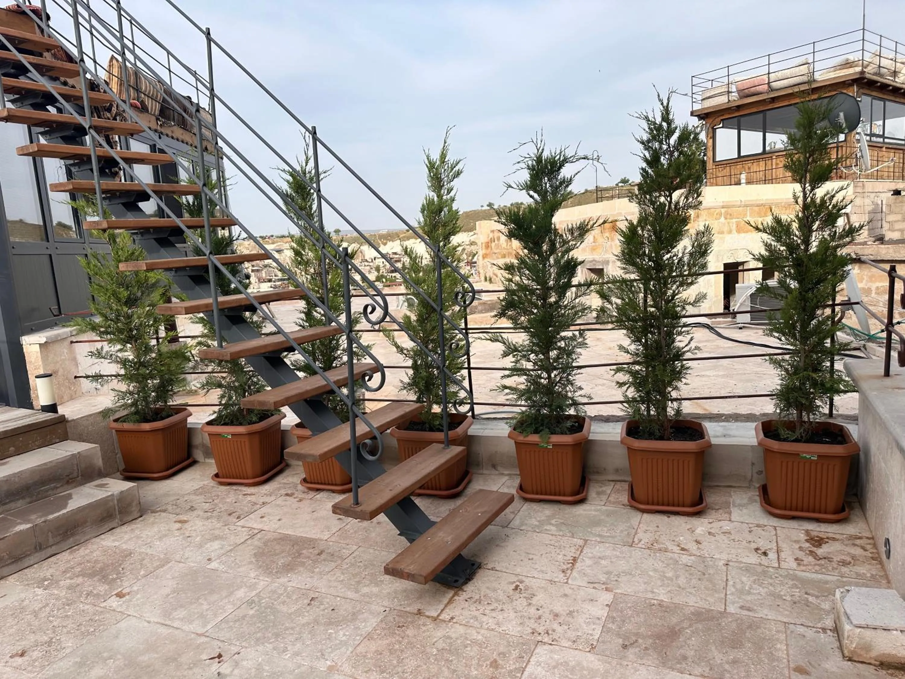 Inner courtyard view in Hira Cave Hotel
