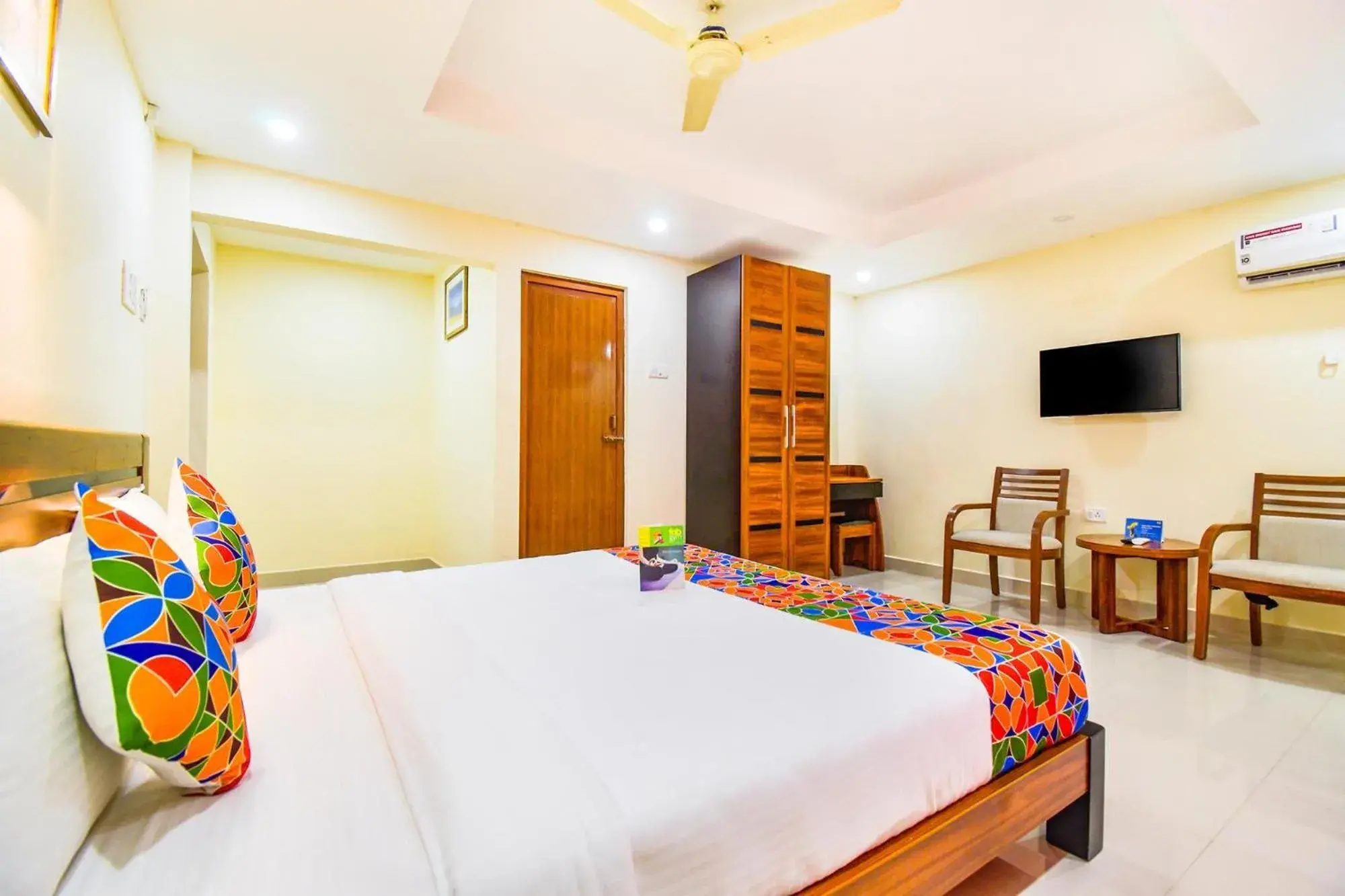 Bed in FabHotel Sri Krishna Residency - Nr Chennai International Airport Bed in FabHotel Sri Krishna Residency - Nr Chennai International Airport