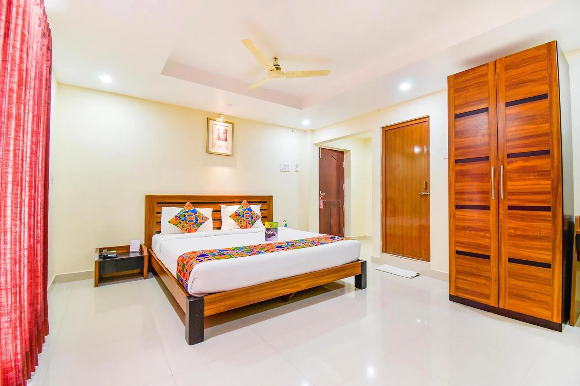Bed in FabHotel Sri Krishna Residency - Near to Chennai International Airport