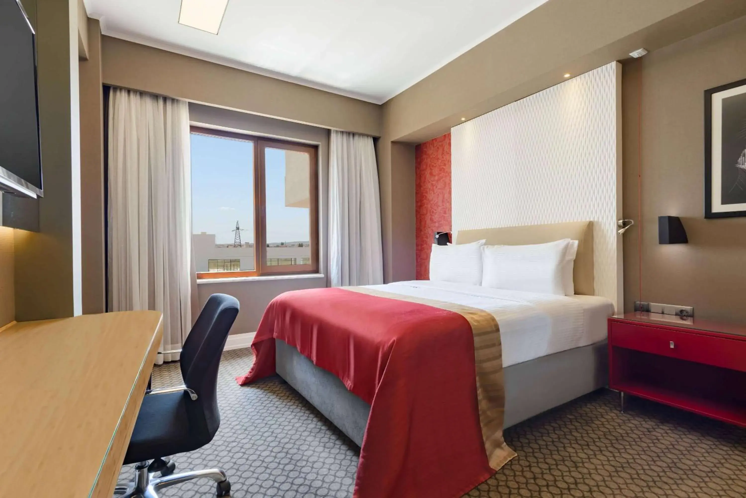 Photo of the whole room, Bed in Ramada Plaza by Wyndham Eskisehir Photo of the whole room, Bed in Ramada Plaza by Wyndham Eskisehir