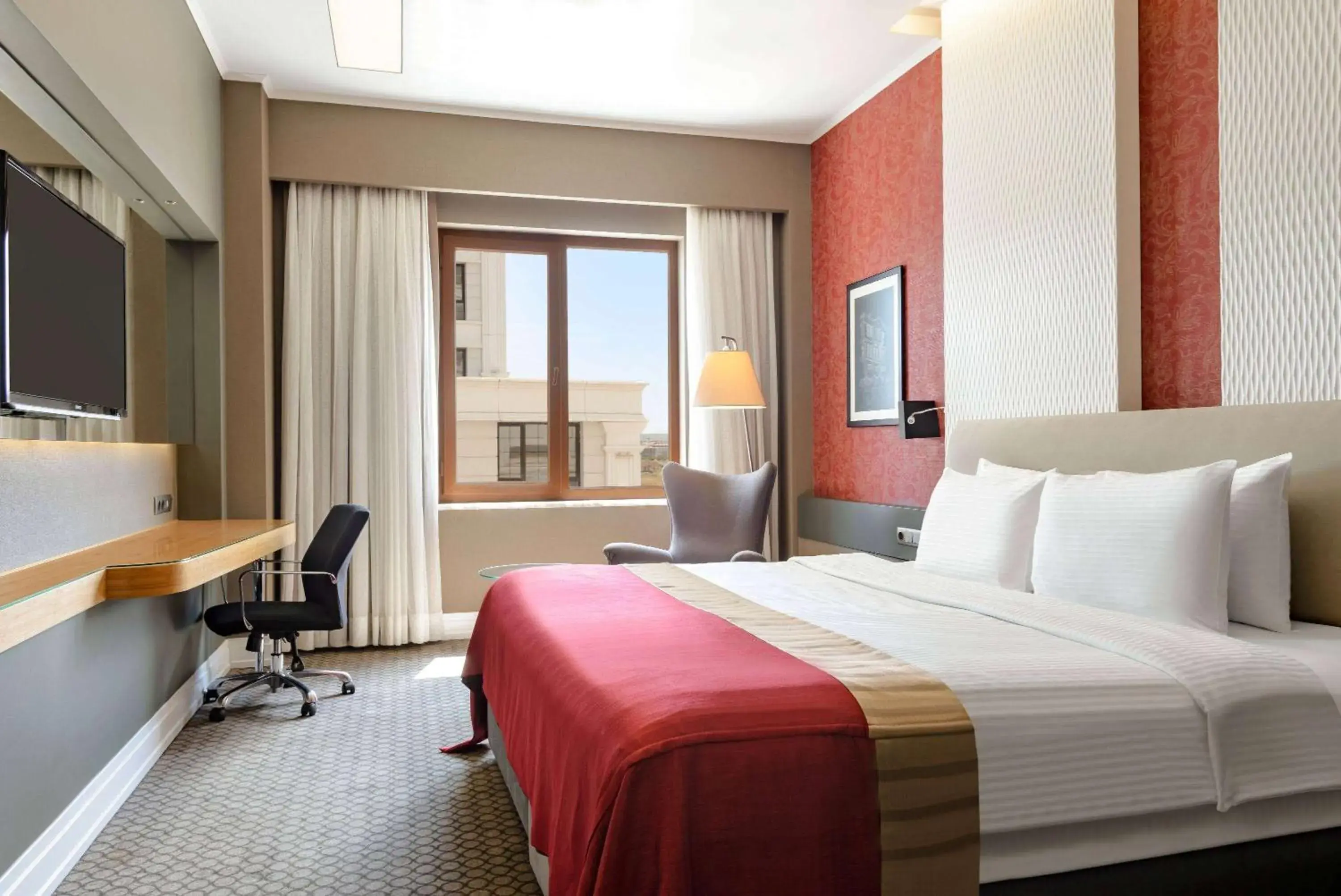 Bedroom, Bed in Ramada Plaza by Wyndham Eskisehir Bedroom, Bed in Ramada Plaza by Wyndham Eskisehir