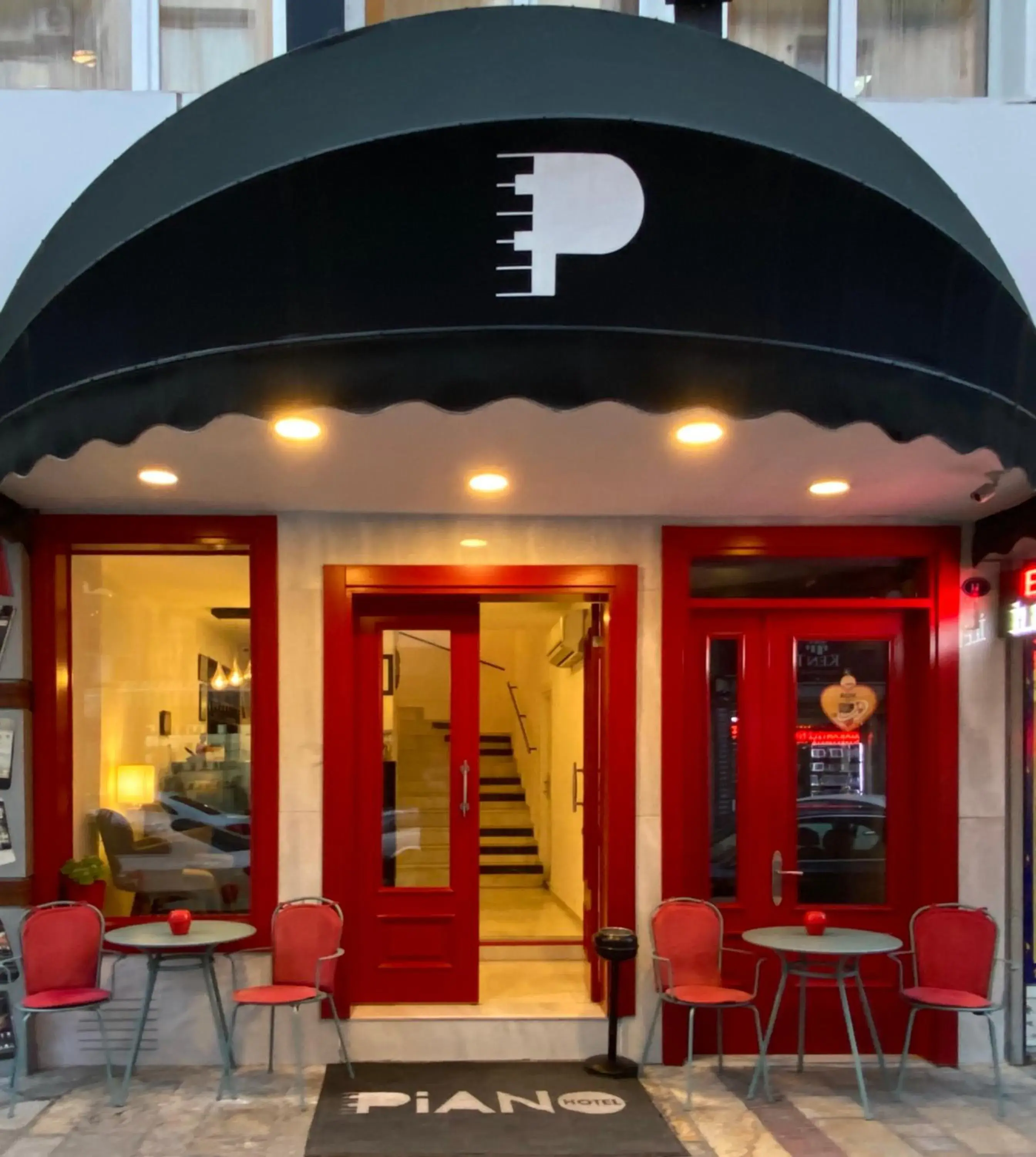 Facade/entrance in Piano Hotel Facade/entrance in Piano Hotel